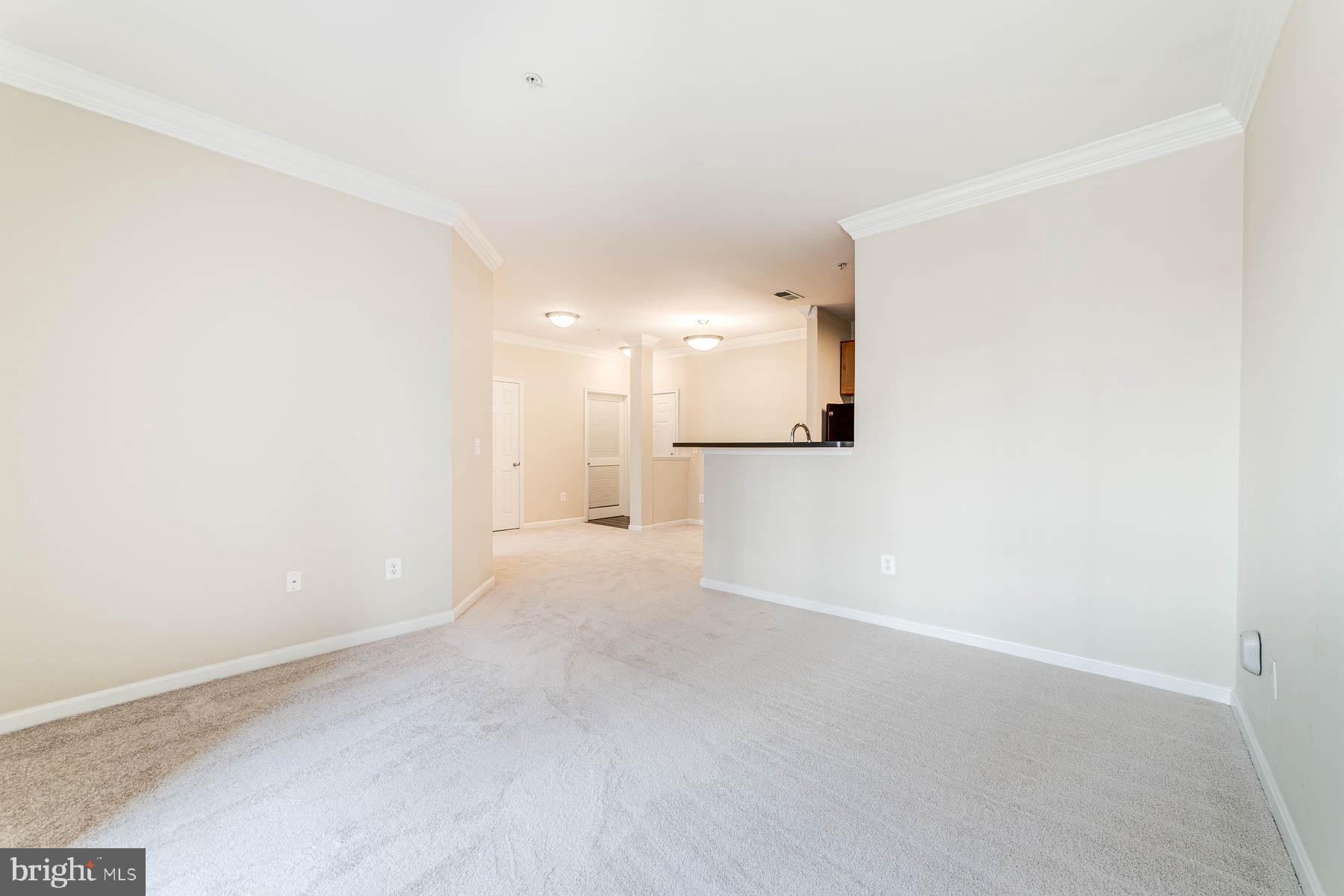 EXCHANGE AT VAN DORN - Residential Lease