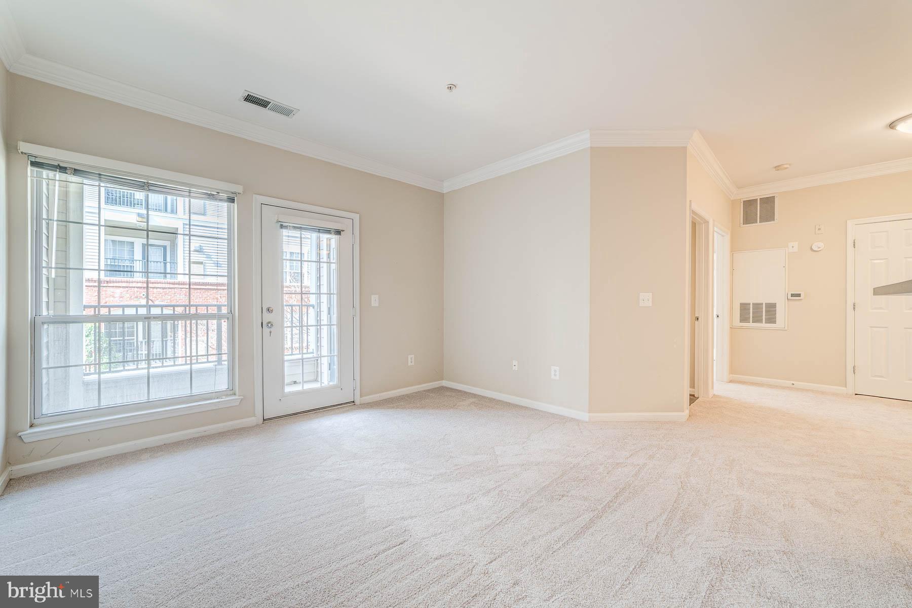 EXCHANGE AT VAN DORN - Residential Lease