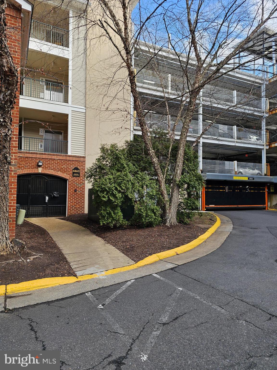 EXCHANGE AT VAN DORN - Residential Lease
