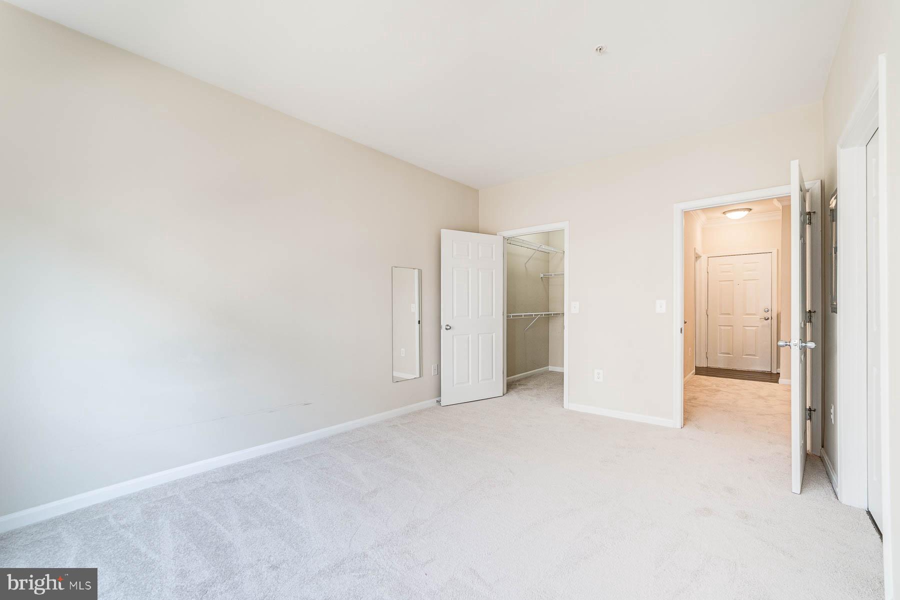 EXCHANGE AT VAN DORN - Residential Lease