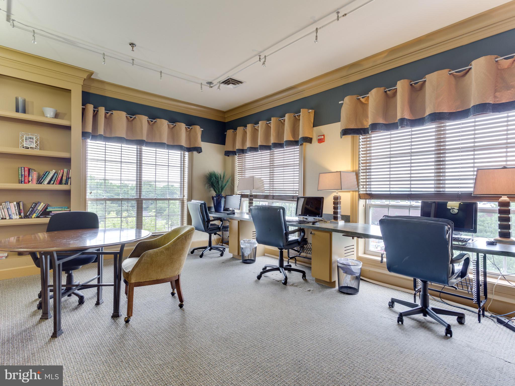 EXCHANGE AT VAN DORN - Residential Lease