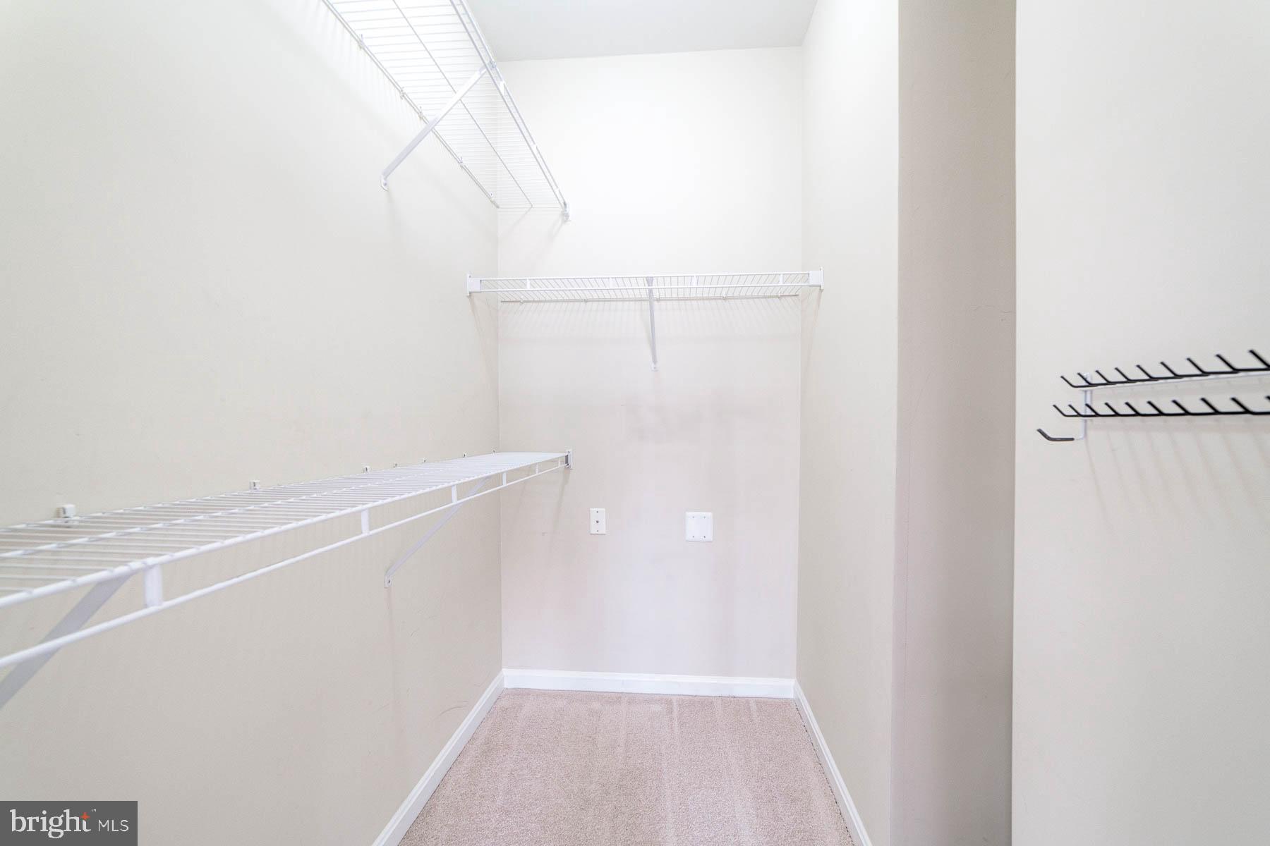 EXCHANGE AT VAN DORN - Residential Lease