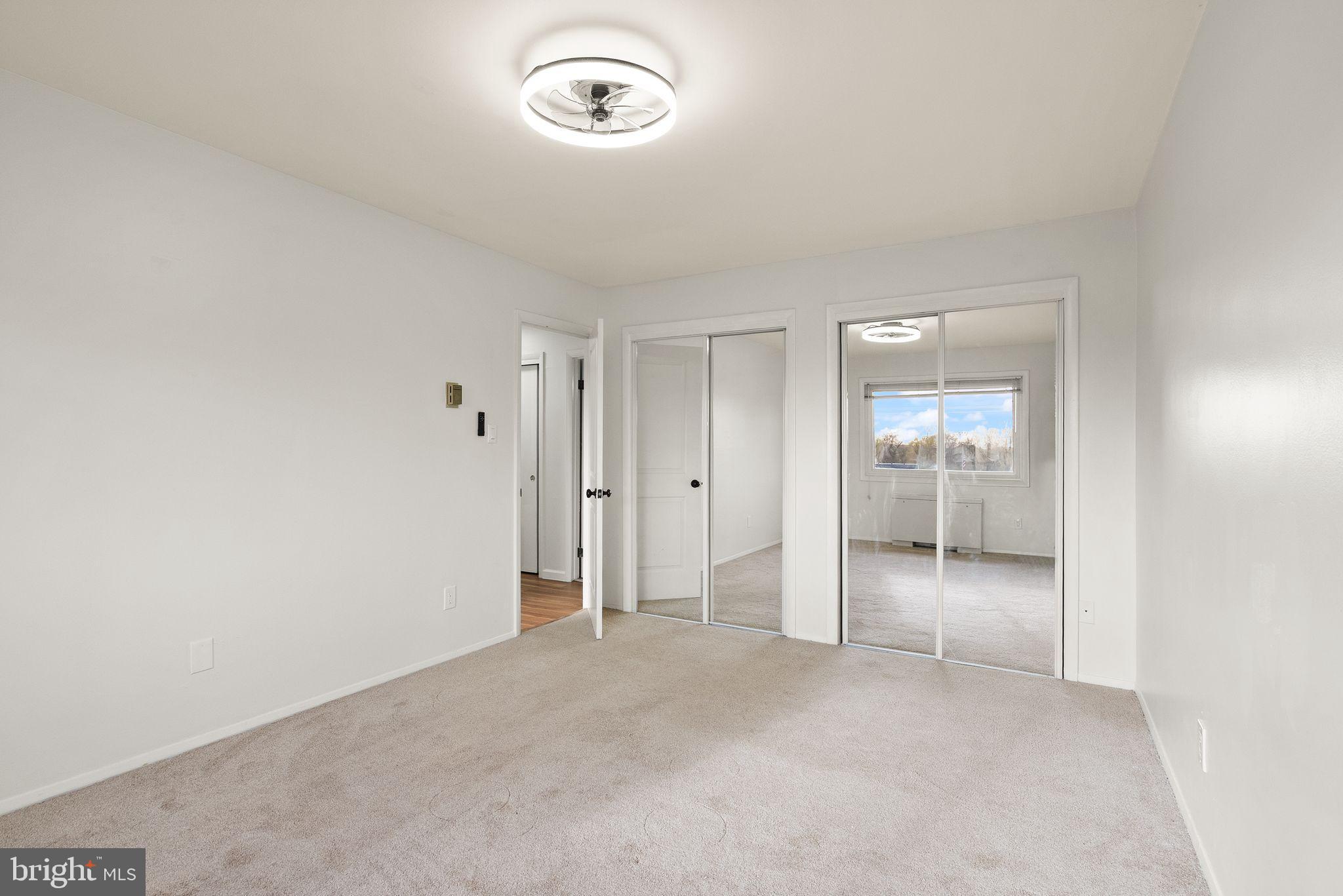 GEORGE MASON VILLAGE - Residential