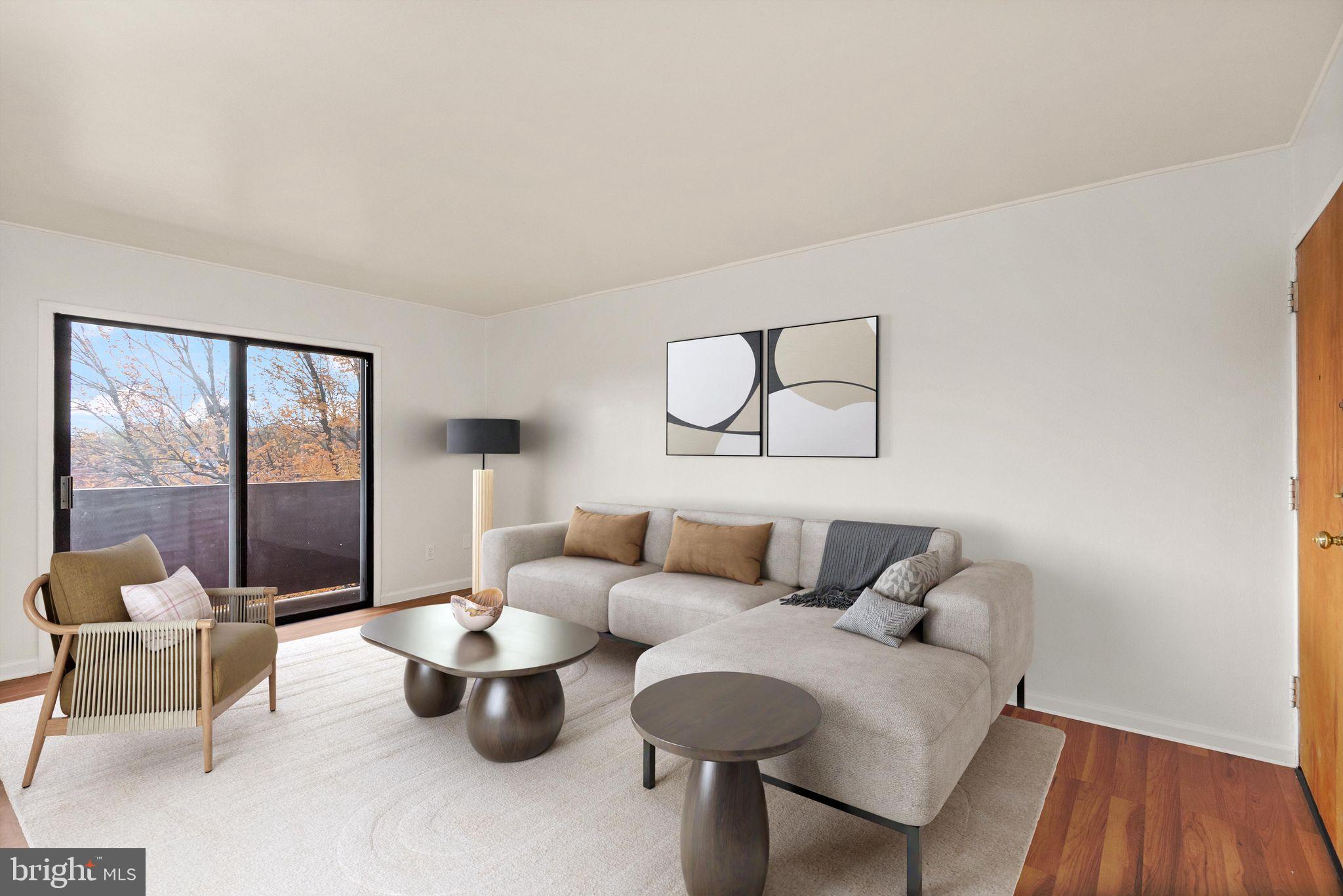 GEORGE MASON VILLAGE - Residential