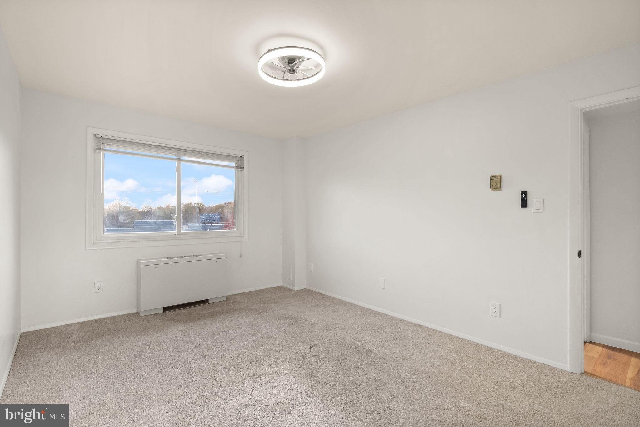 GEORGE MASON VILLAGE - Residential