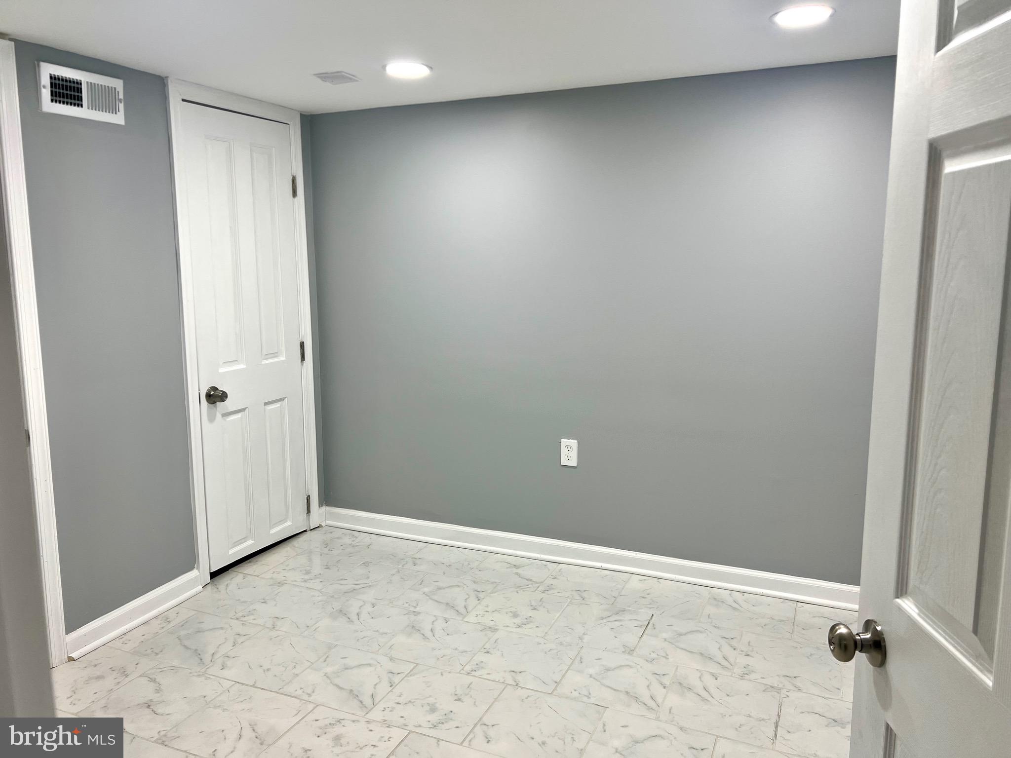 BROOKLYN - Residential Lease