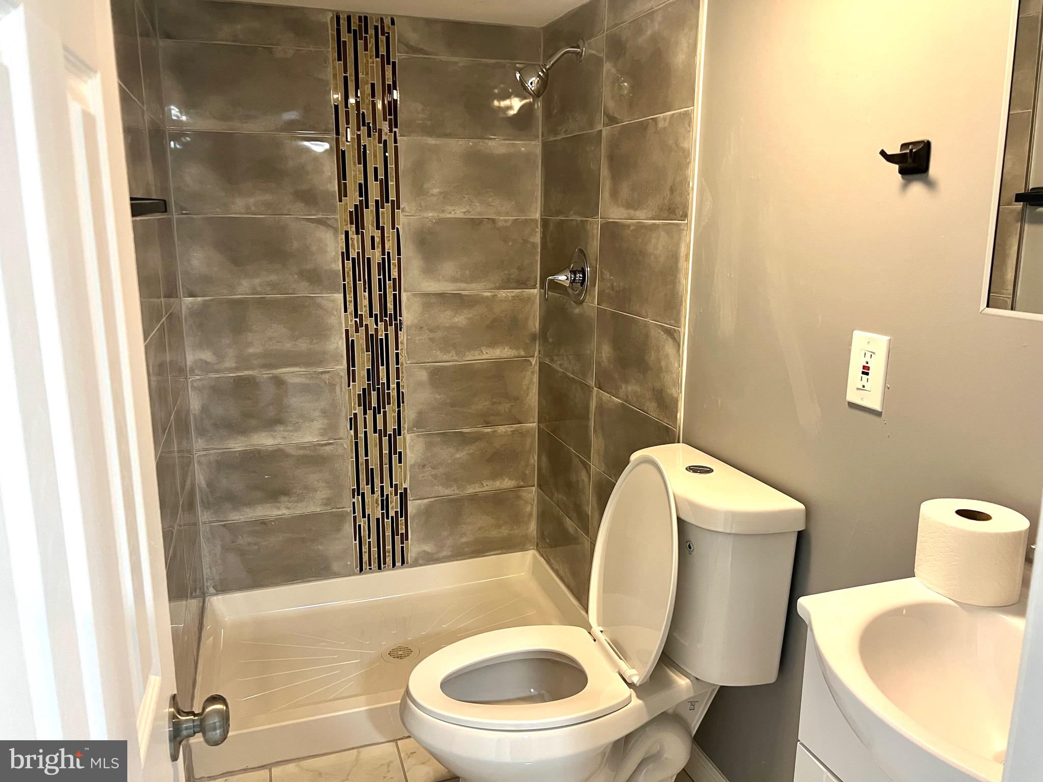 BROOKLYN - Residential Lease