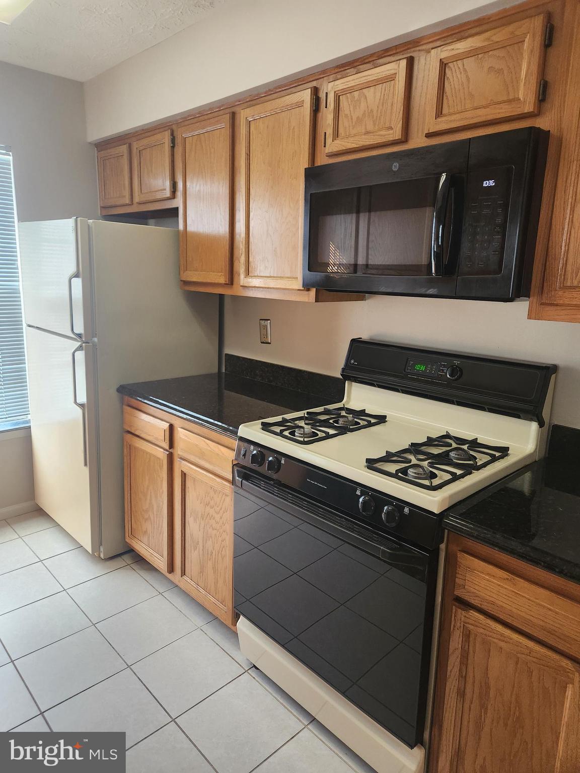 LARGO TOWN CENTER CONDOMINIUMS - Residential Lease