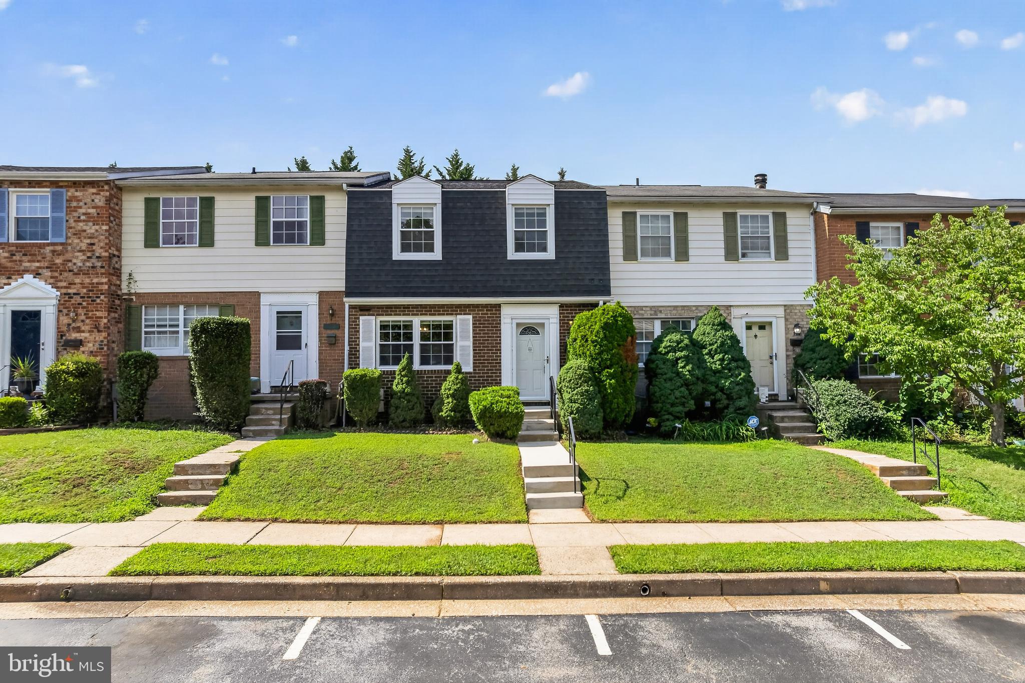 314 HOMETOWN WAY