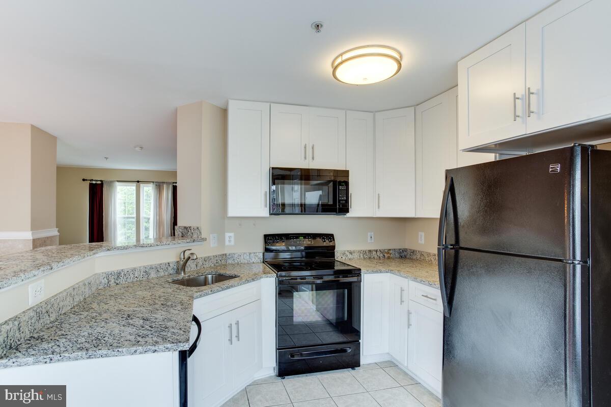 KINGSLEY HALL - Residential