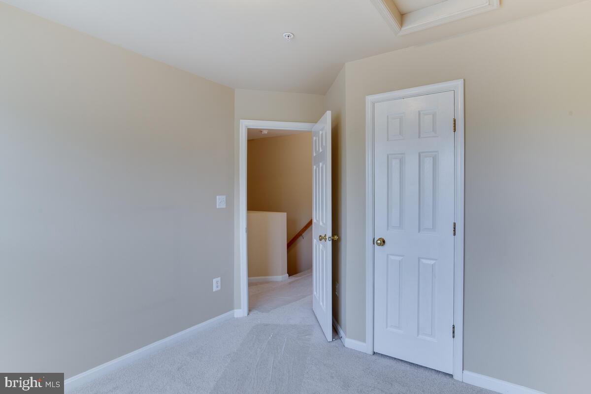 KINGSLEY HALL - Residential