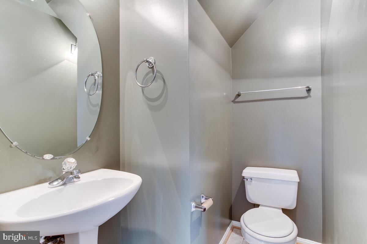 KINGSLEY HALL - Residential