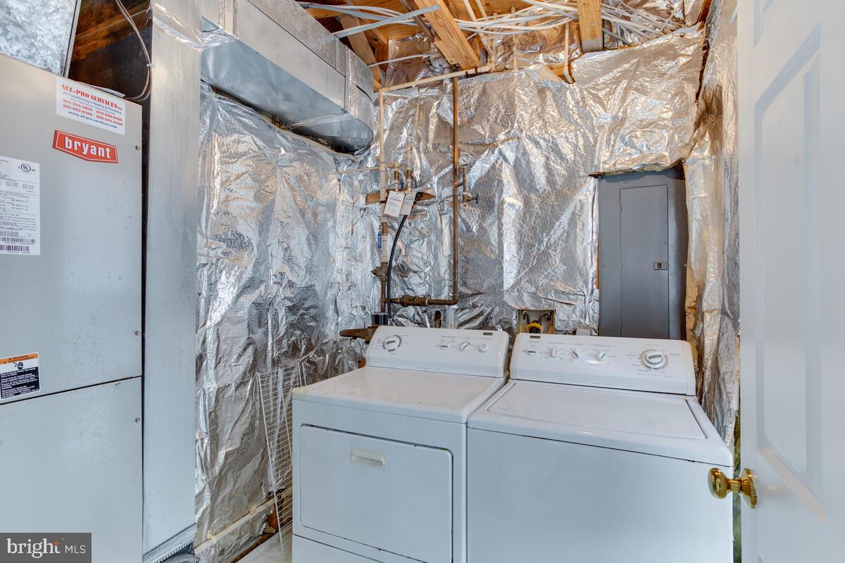 KINGSLEY HALL - Residential