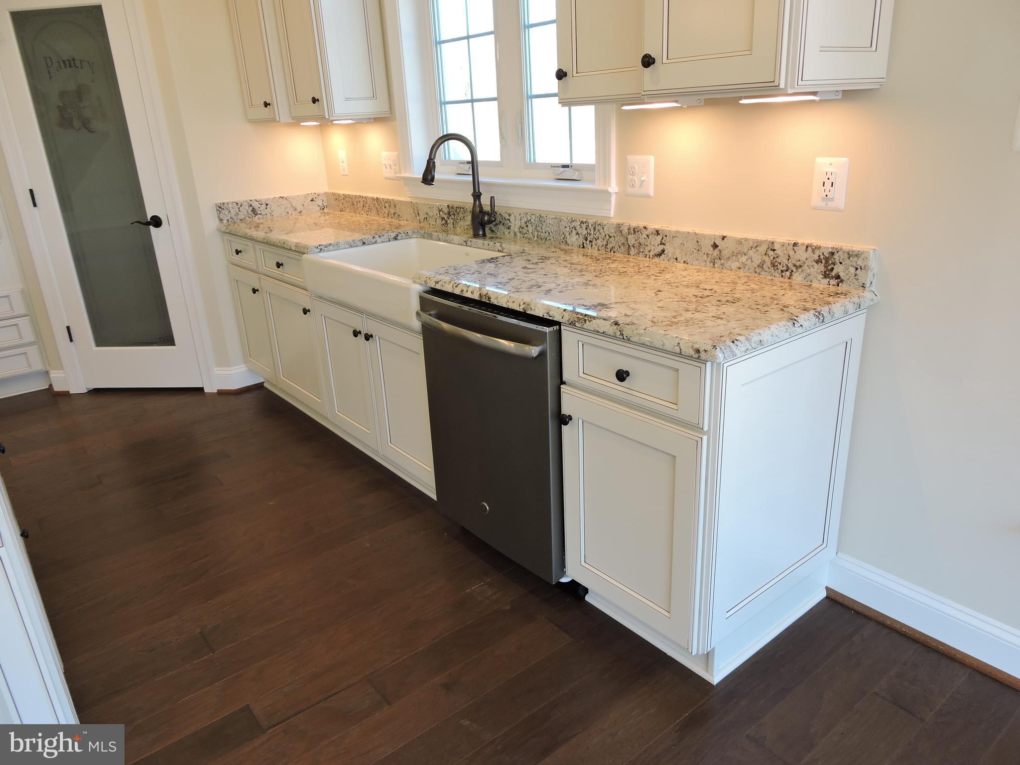 KNOTTING HILL - Residential