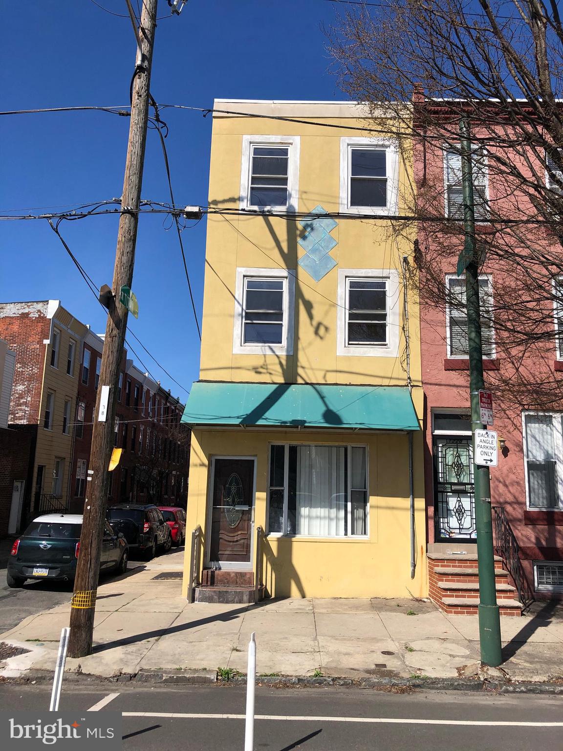 ITALIAN MARKET - Residential