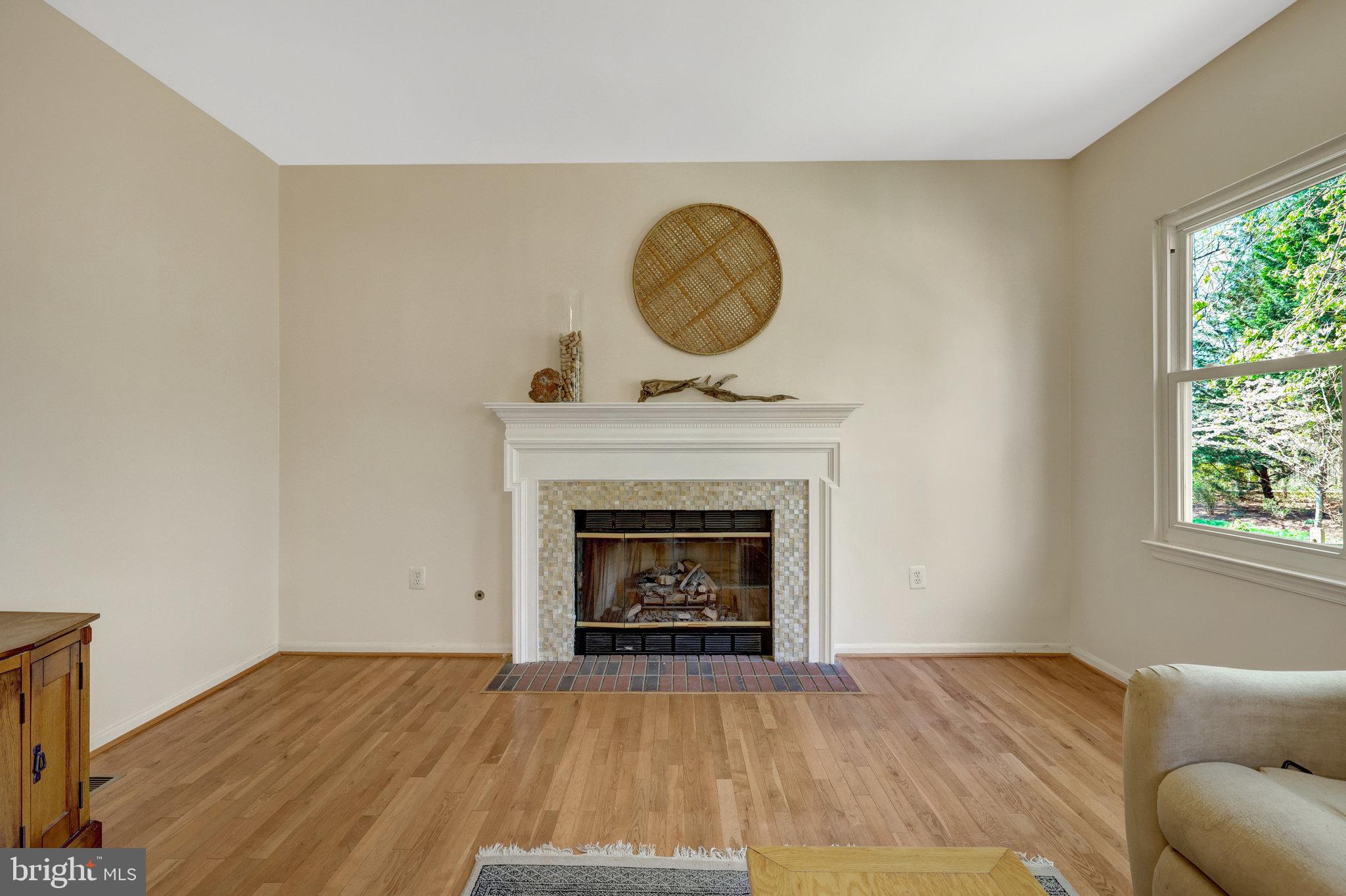 ASHBURN VILLAGE - Residential