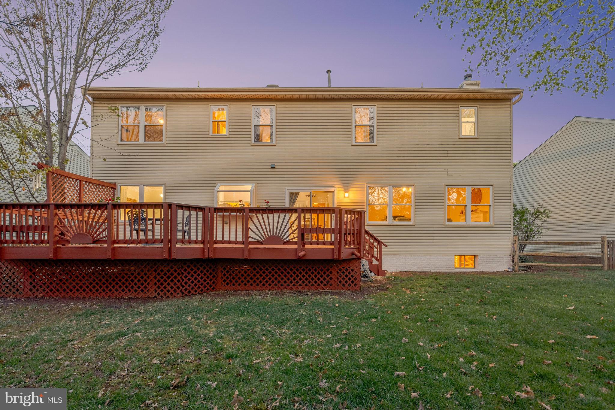 ASHBURN VILLAGE - Residential