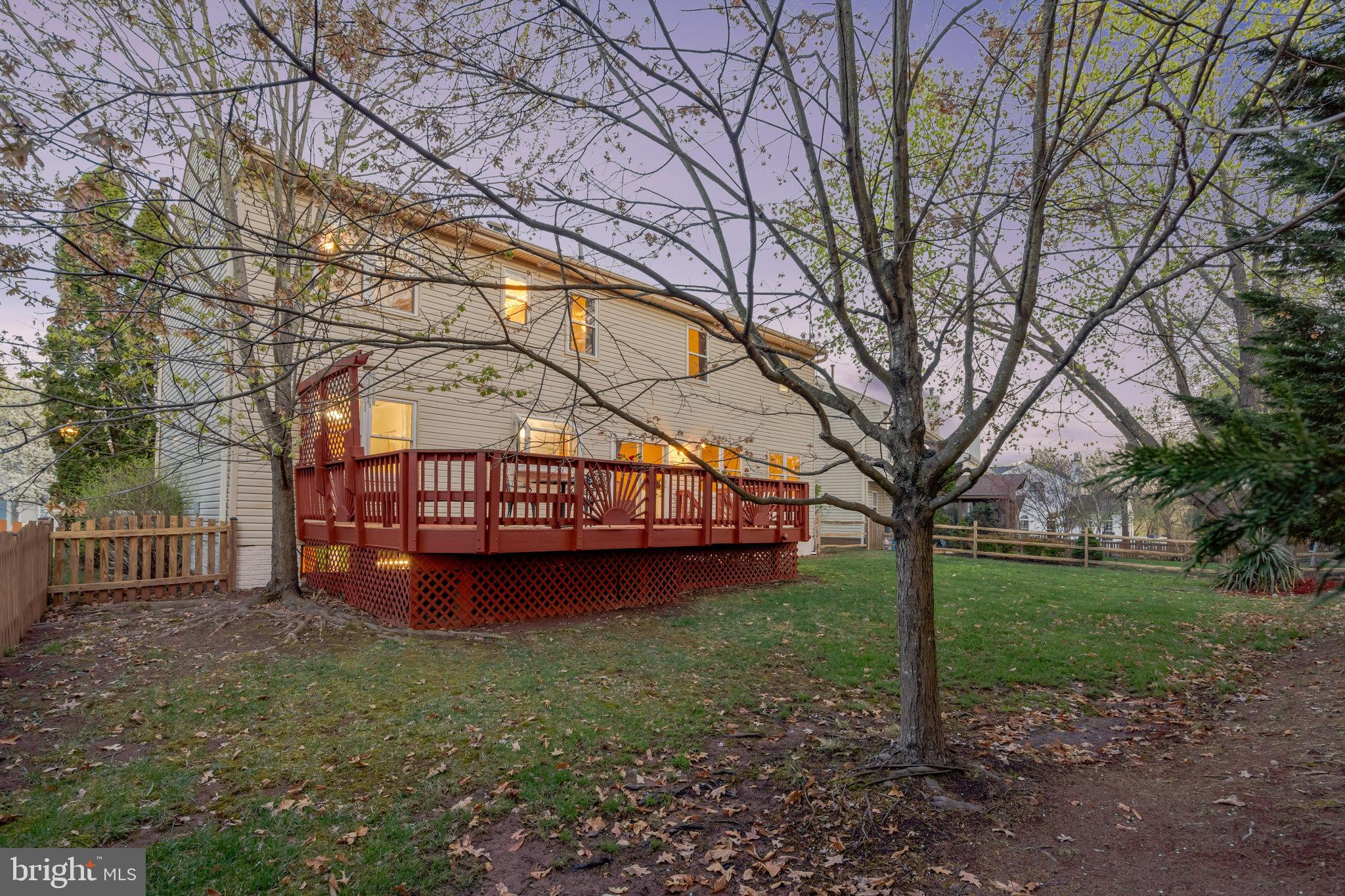 ASHBURN VILLAGE - Residential