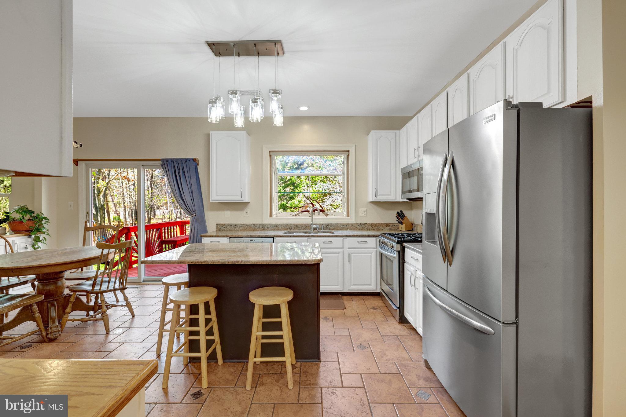 ASHBURN VILLAGE - Residential