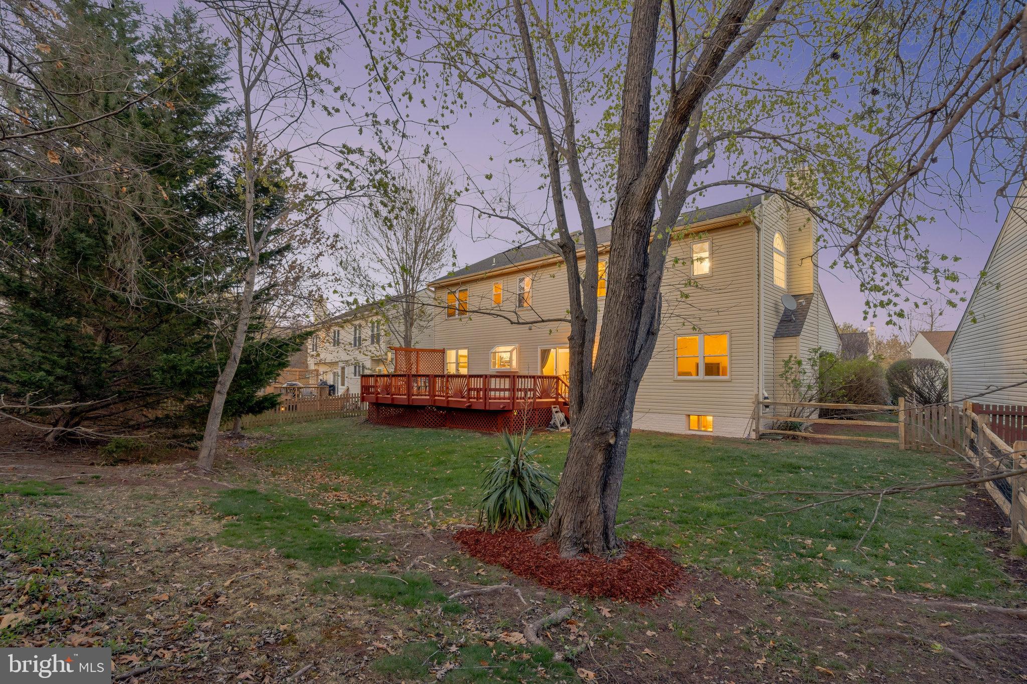 ASHBURN VILLAGE - Residential