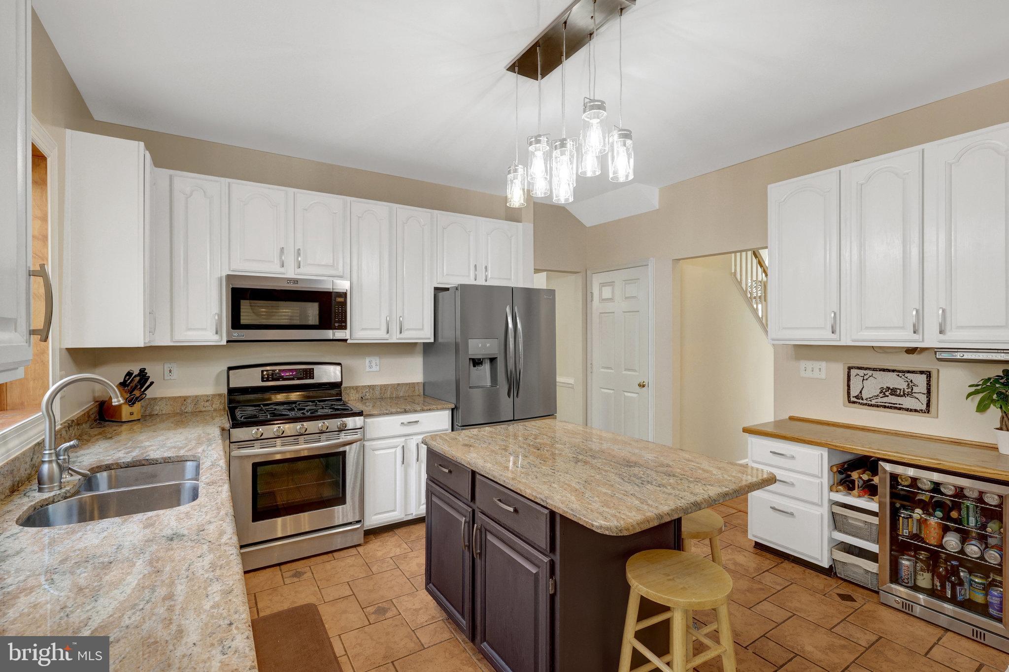 ASHBURN VILLAGE - Residential