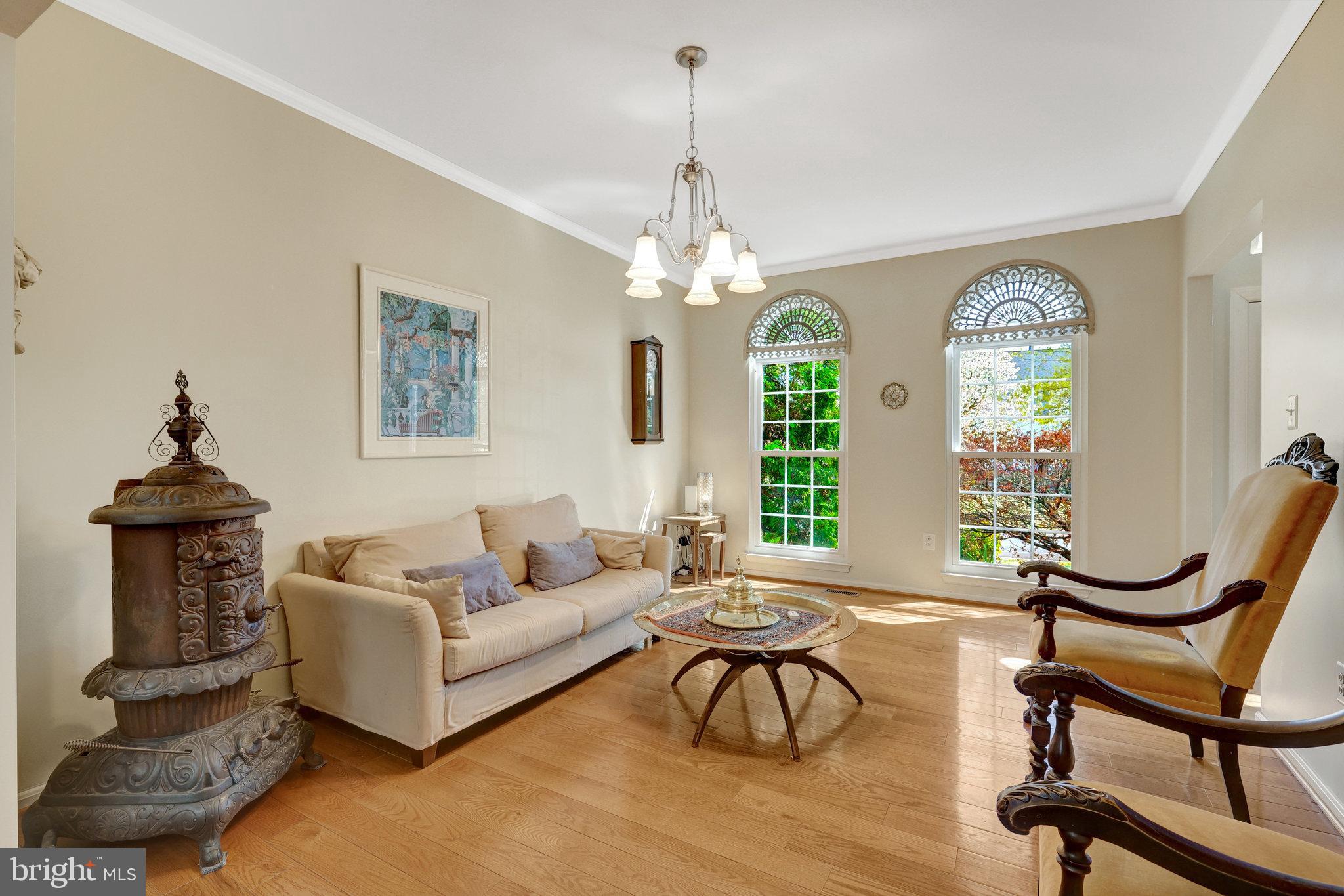 ASHBURN VILLAGE - Residential