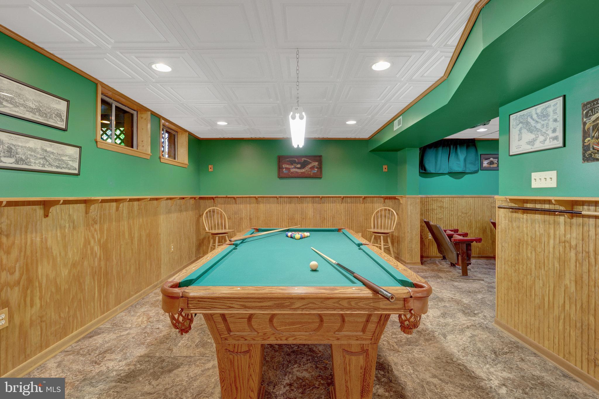 ASHBURN VILLAGE - Residential