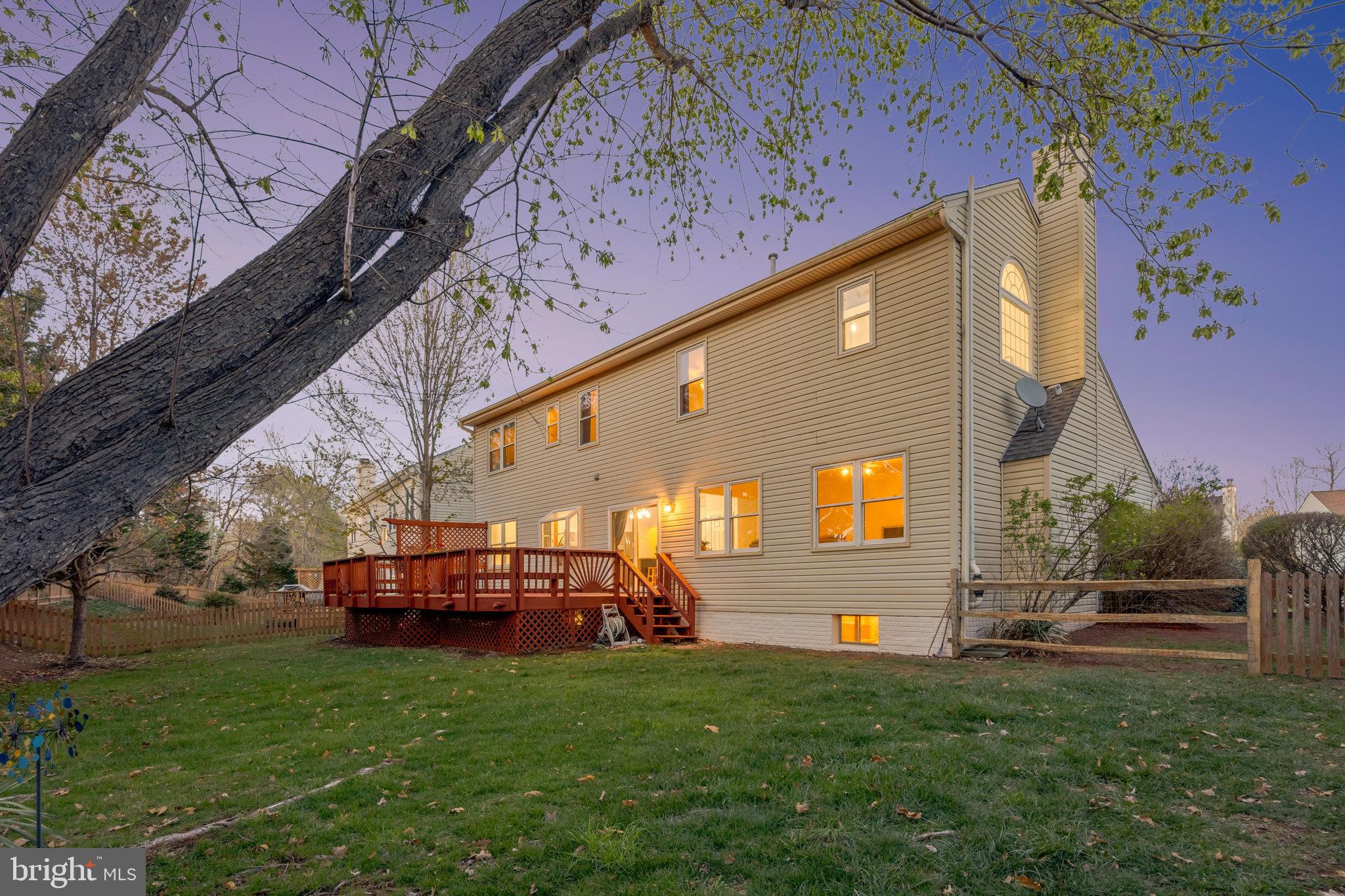 ASHBURN VILLAGE - Residential