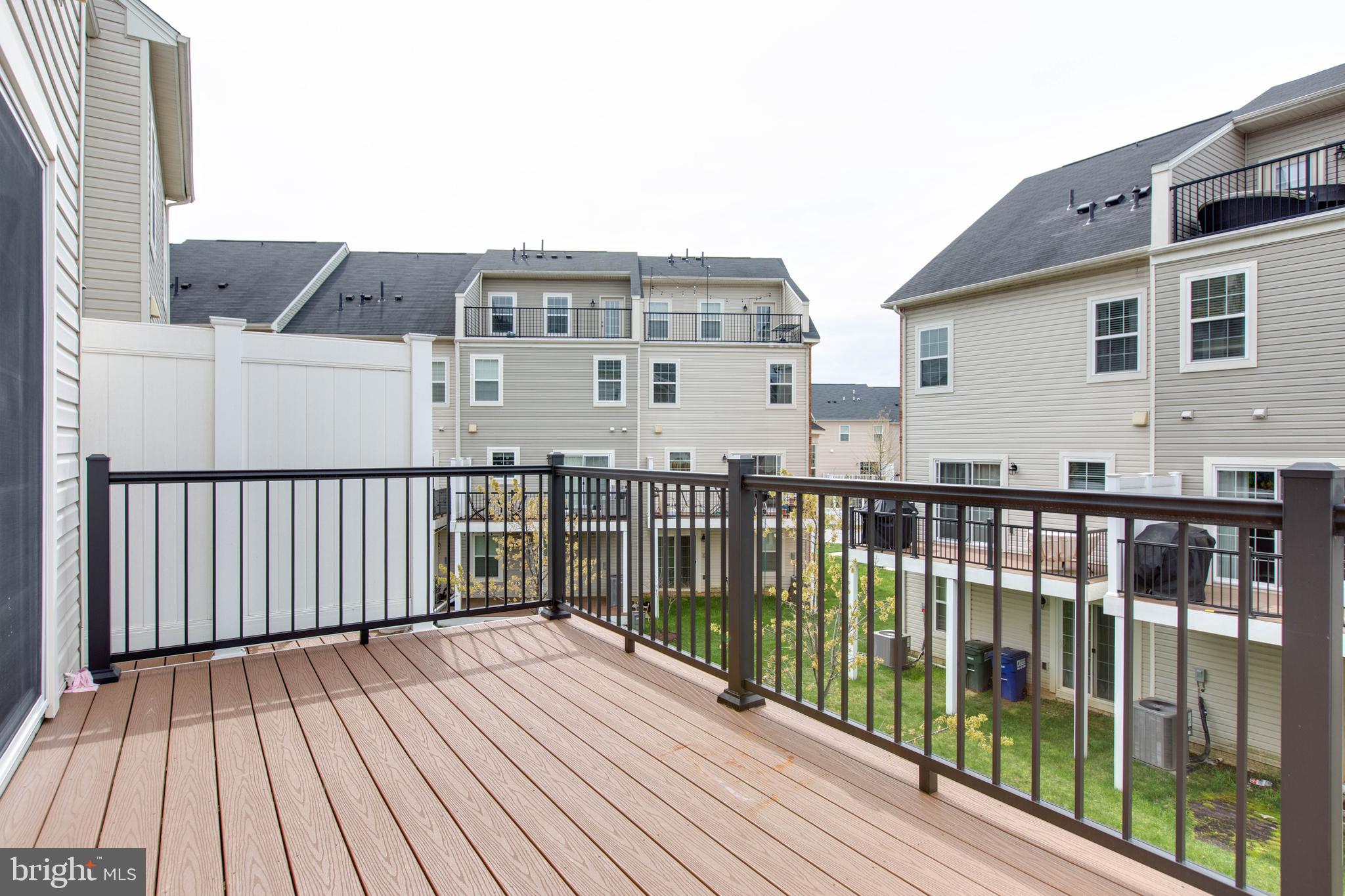 BLUE STREAM - Residential