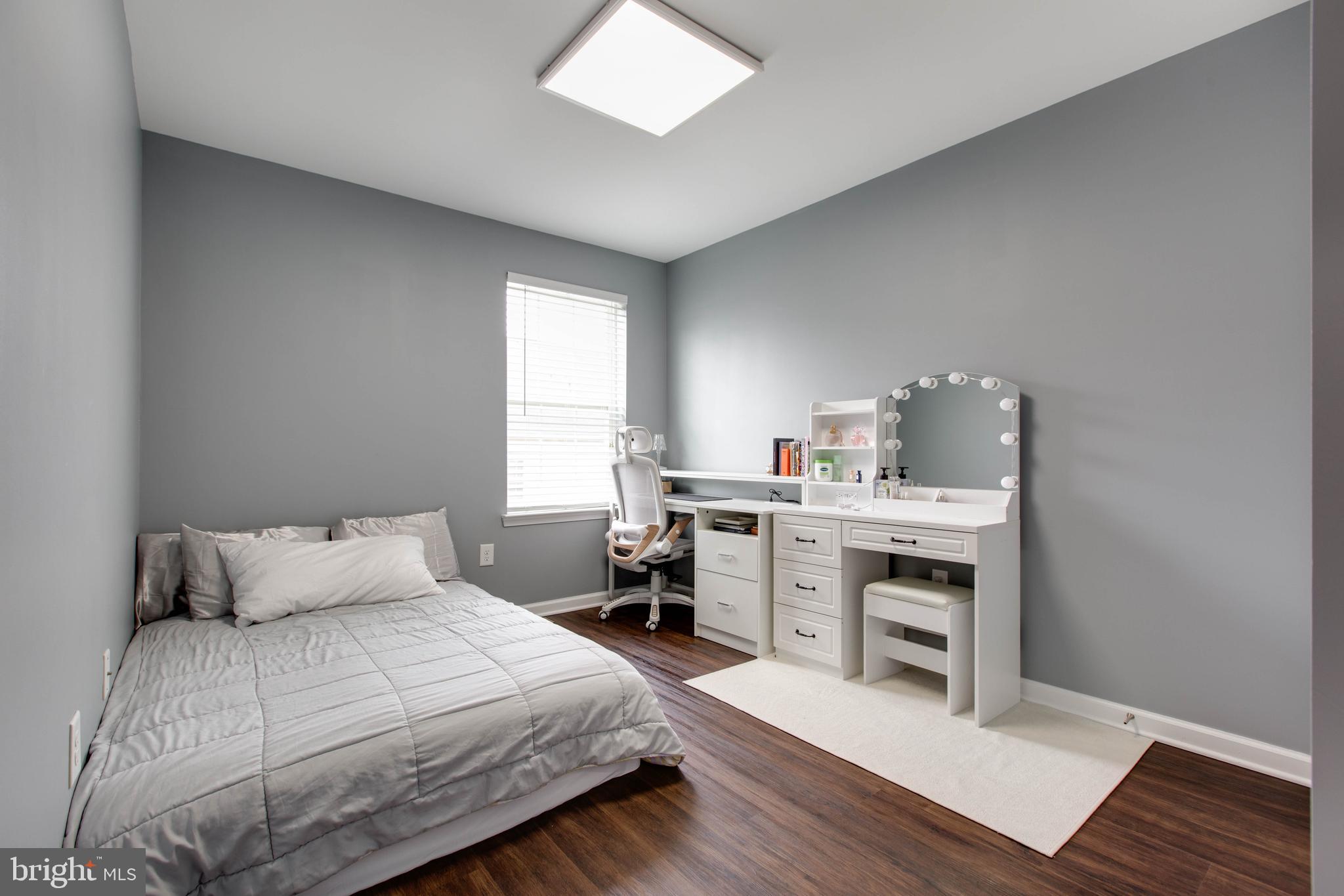 BLUE STREAM - Residential