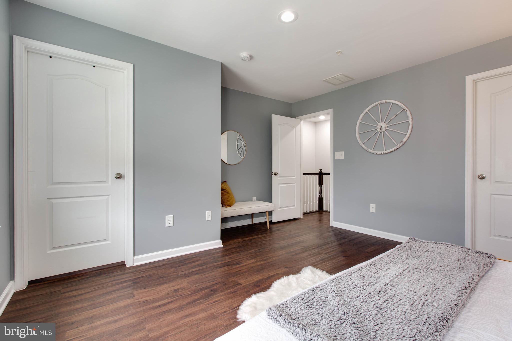 BLUE STREAM - Residential