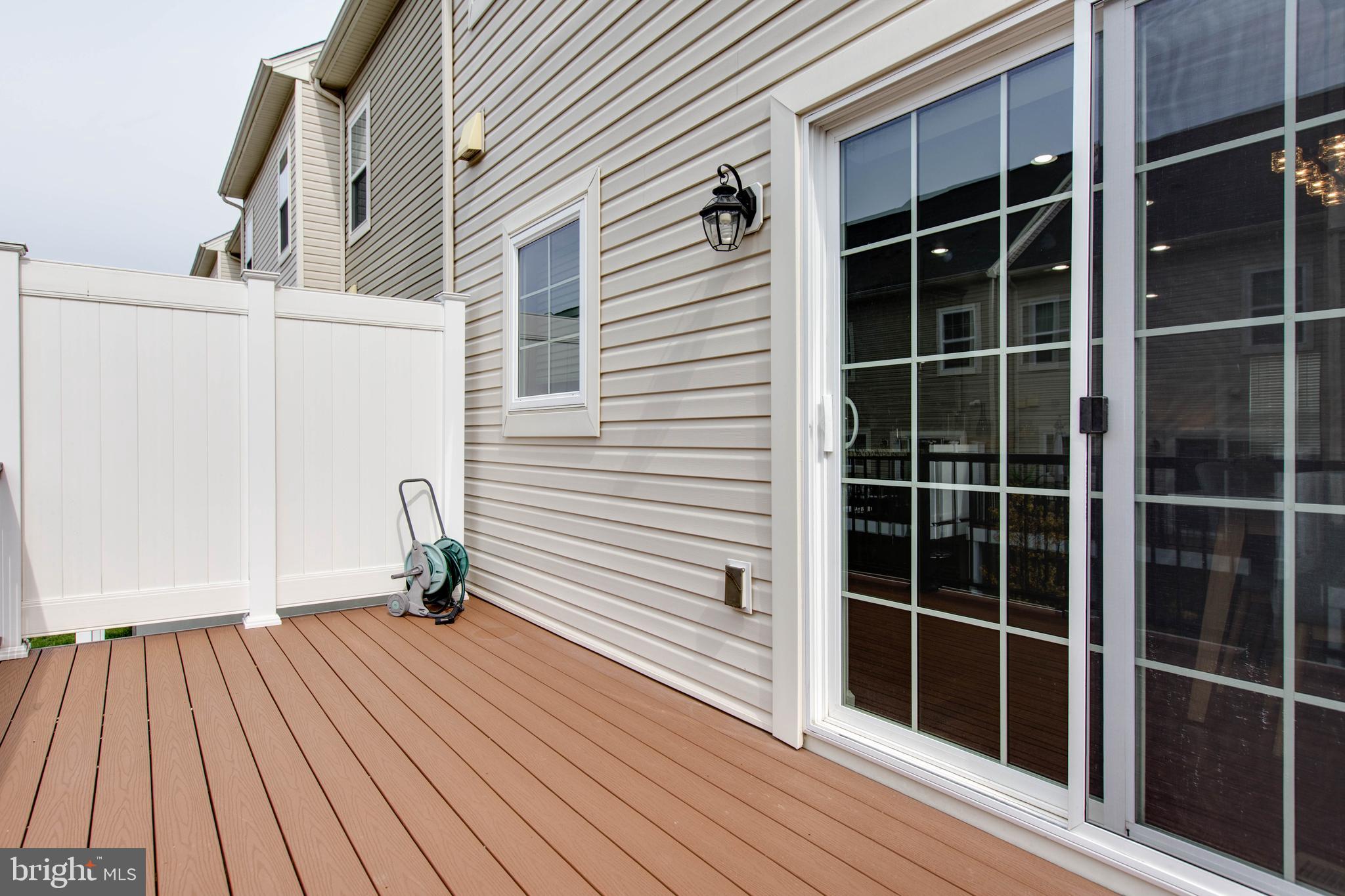 BLUE STREAM - Residential