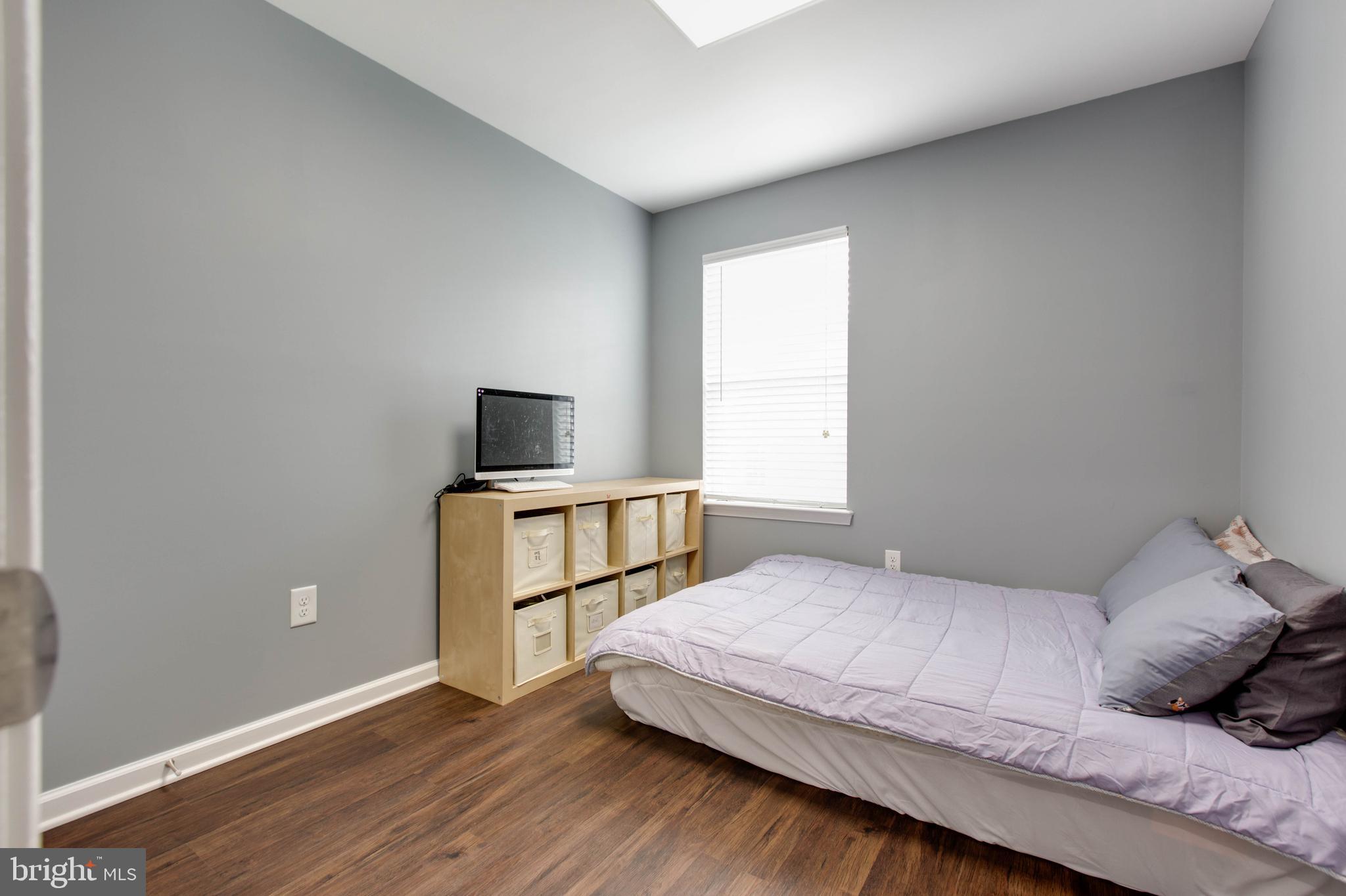 BLUE STREAM - Residential