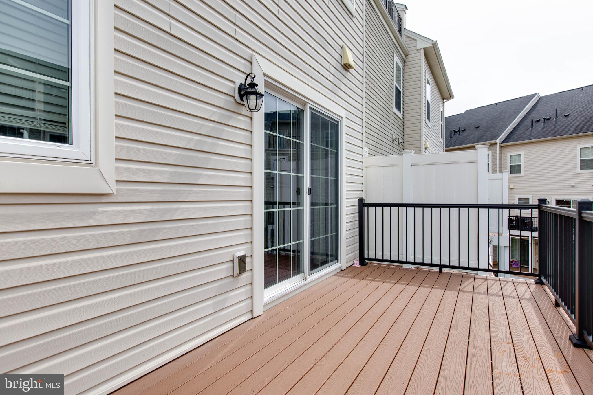 BLUE STREAM - Residential