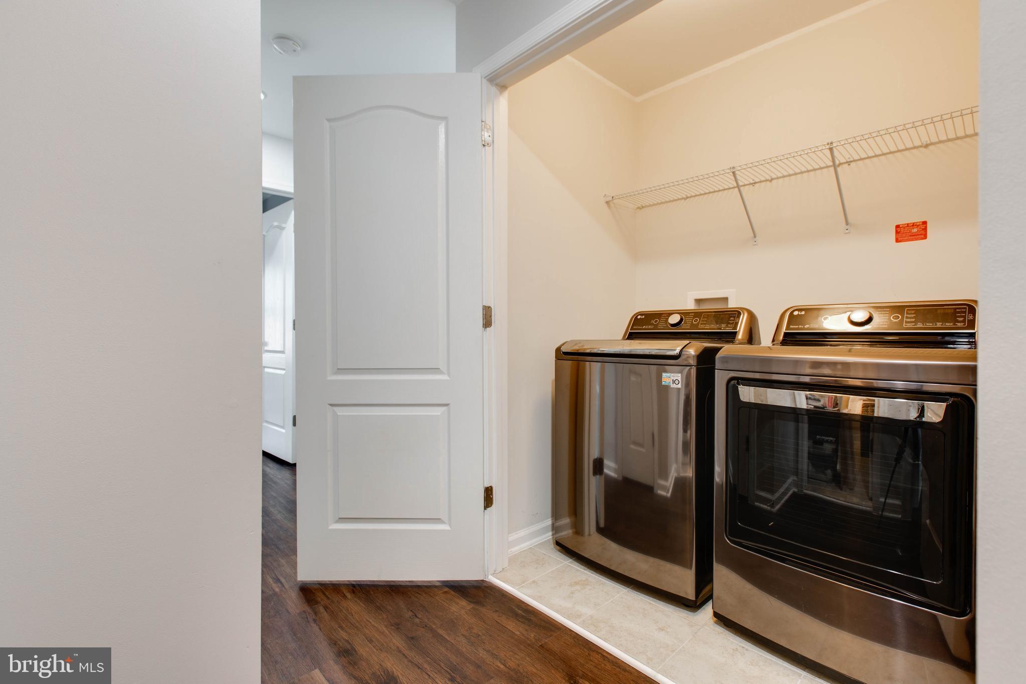 BLUE STREAM - Residential