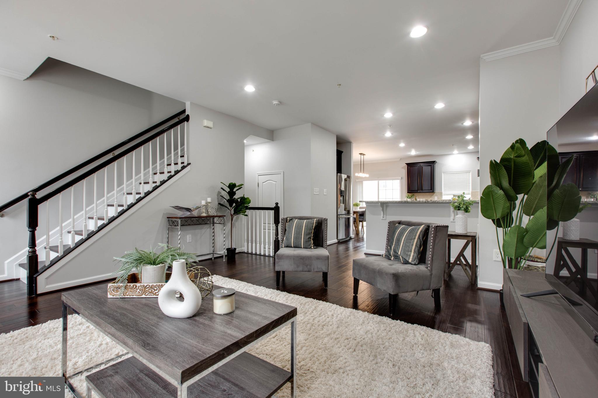 BLUE STREAM - Residential