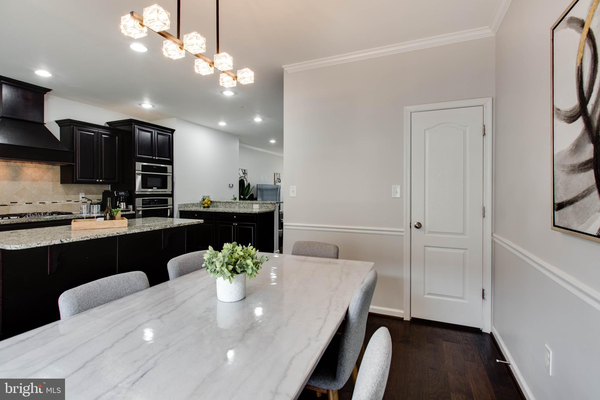 BLUE STREAM - Residential