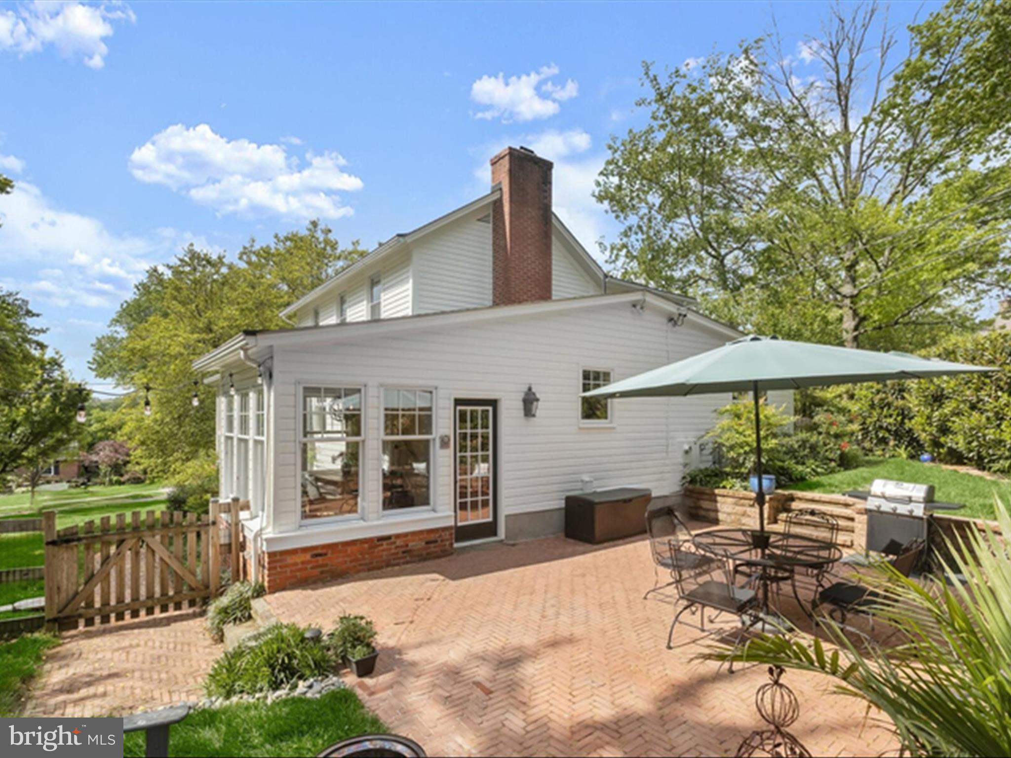 SOUTHLAND HILLS - Residential