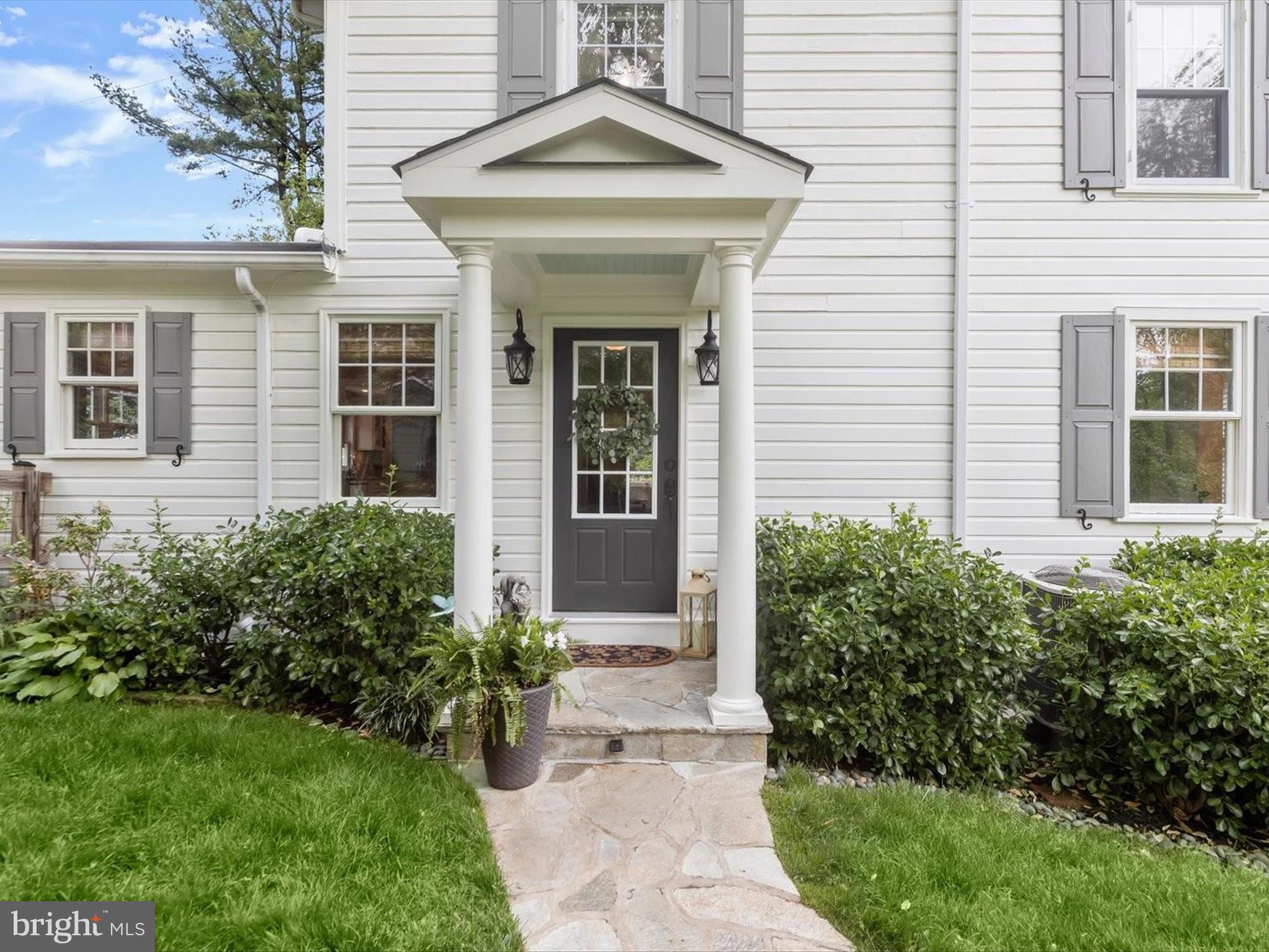 SOUTHLAND HILLS - Residential