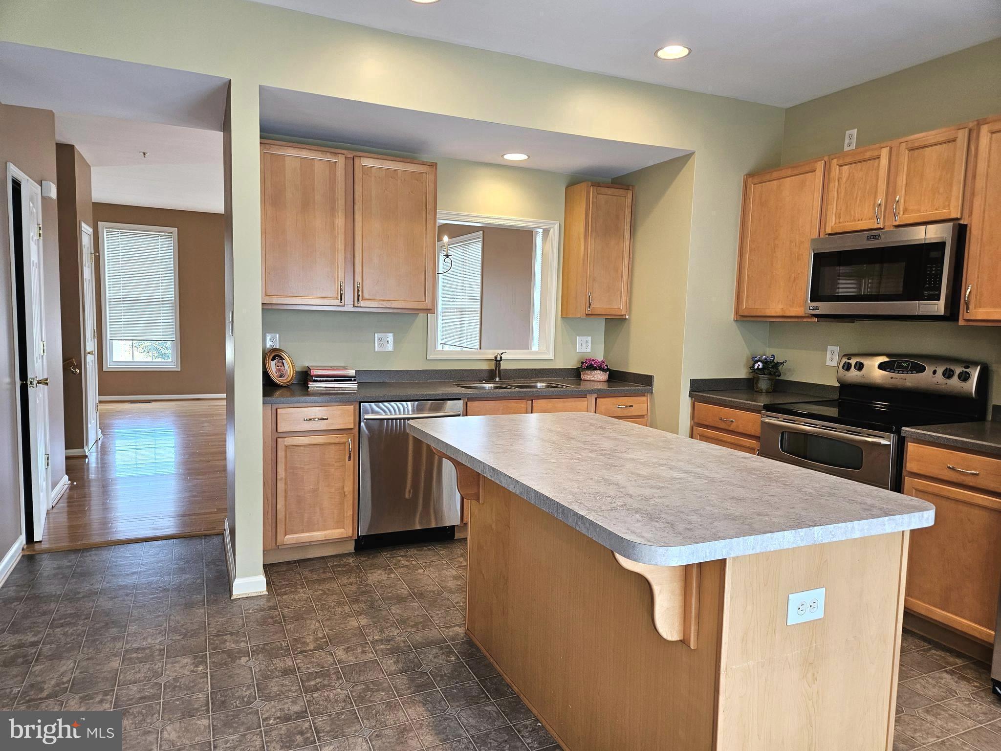 CARRIAGE HILL - Residential