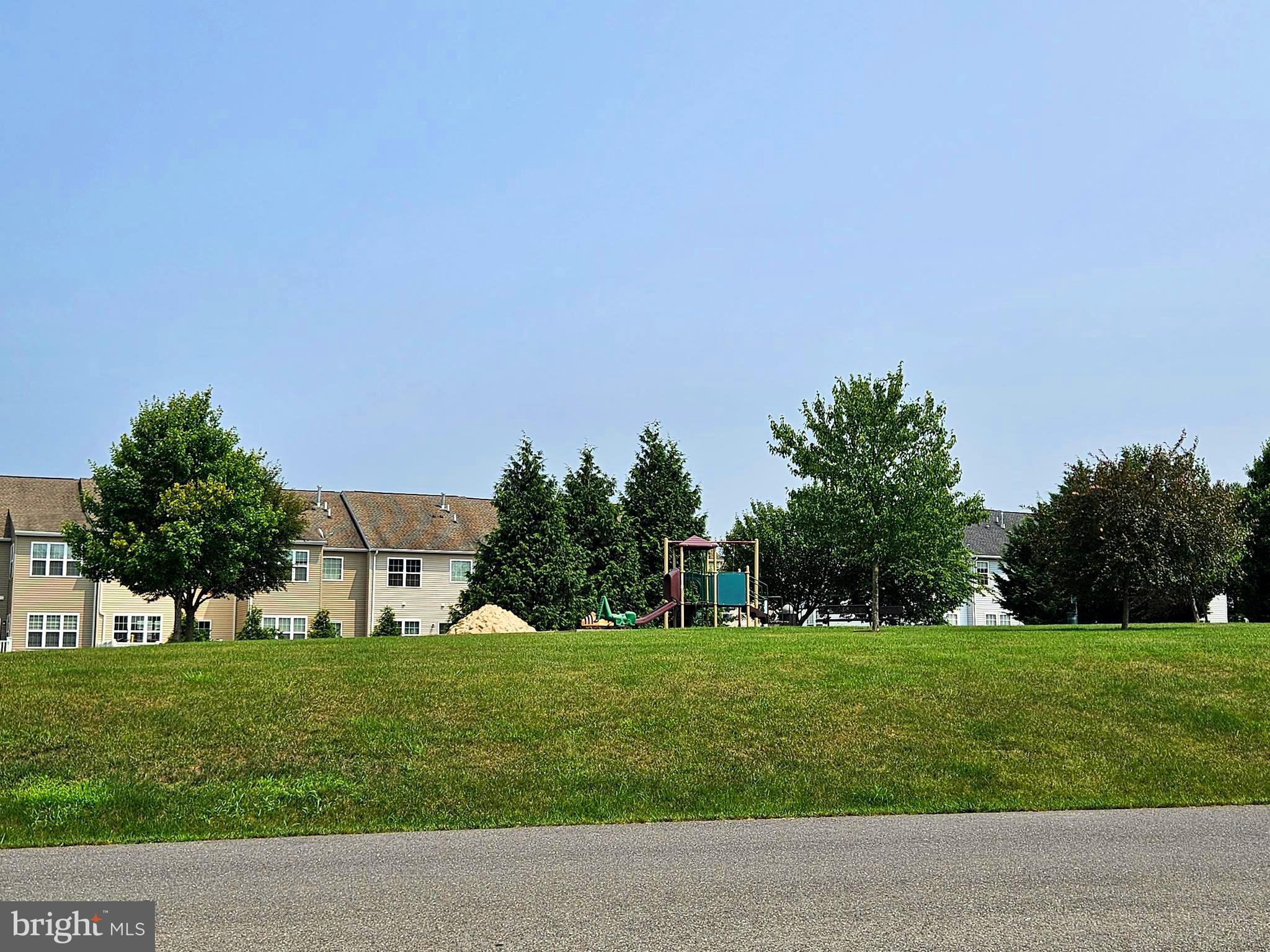 CARRIAGE HILL - Residential