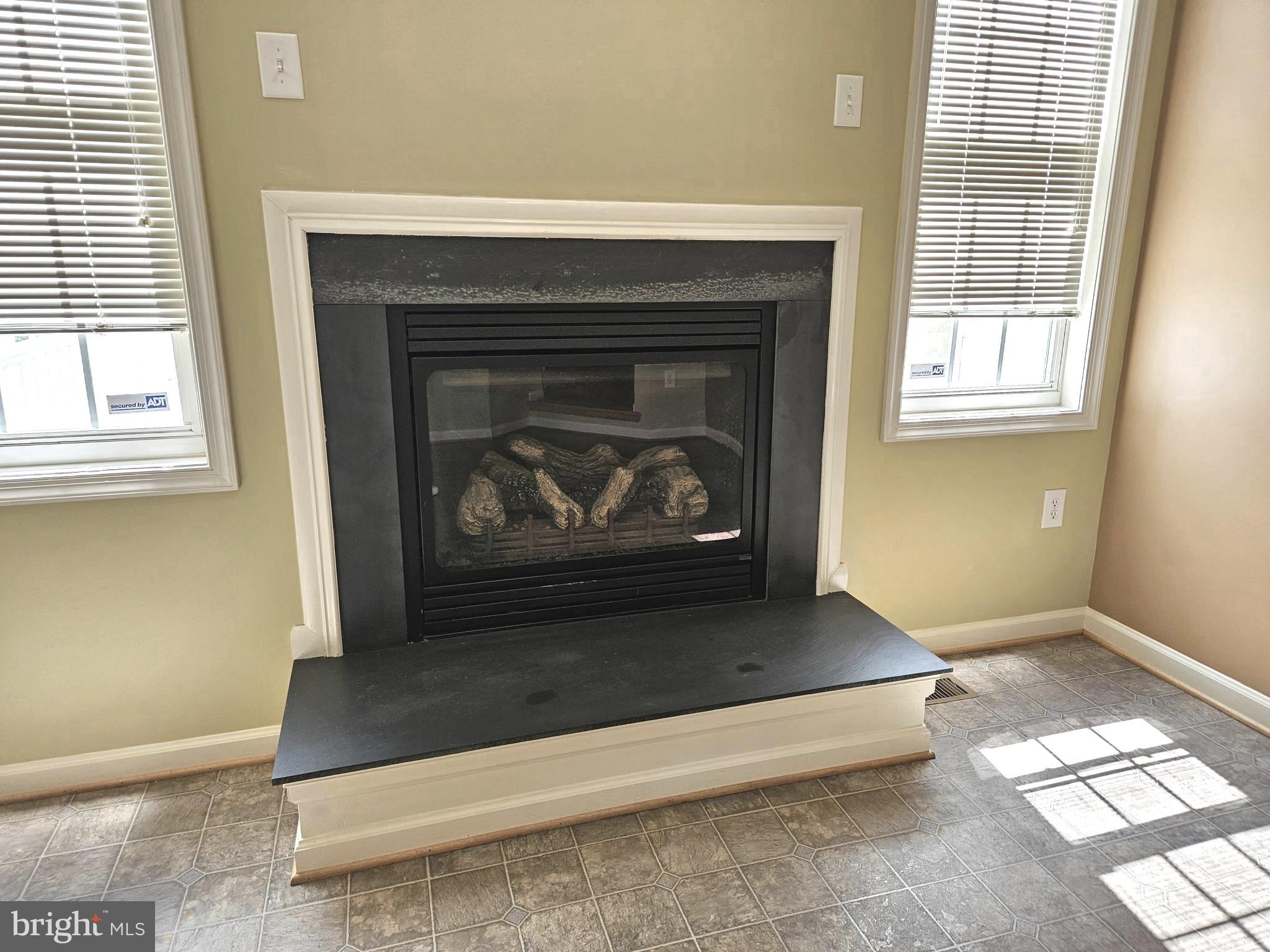 CARRIAGE HILL - Residential