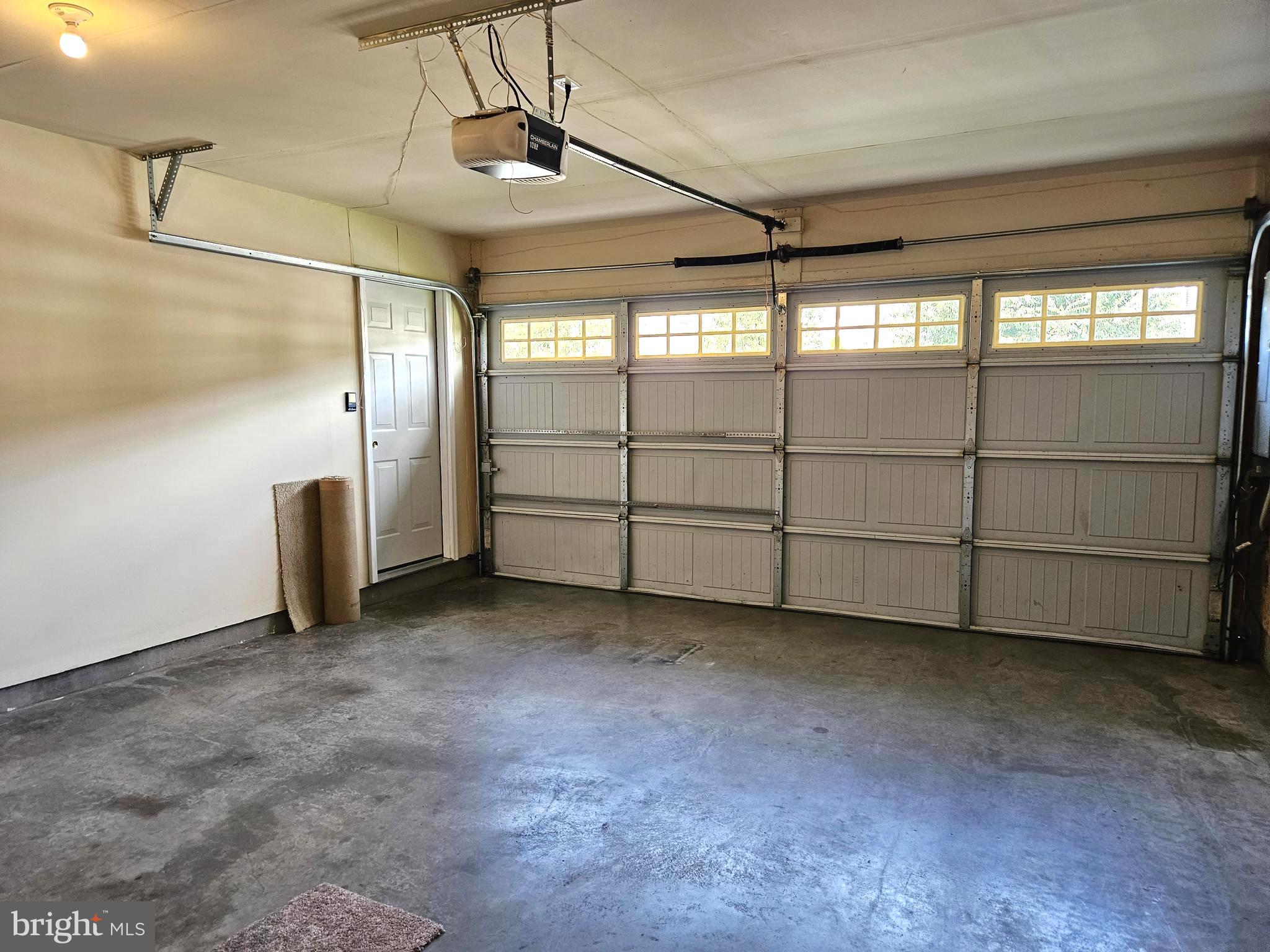 CARRIAGE HILL - Residential