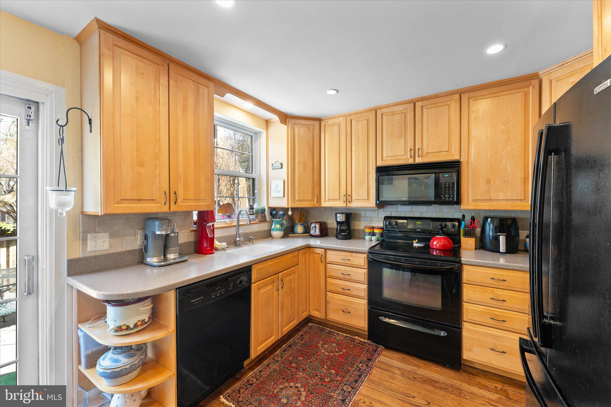 FAIRLINGTON - Residential