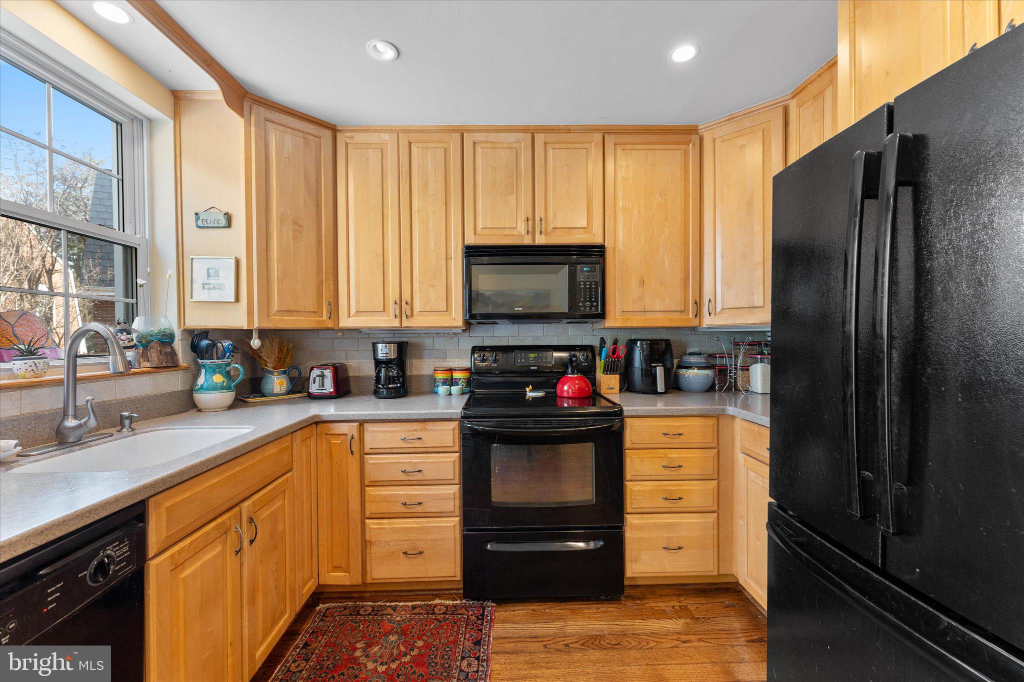 FAIRLINGTON - Residential