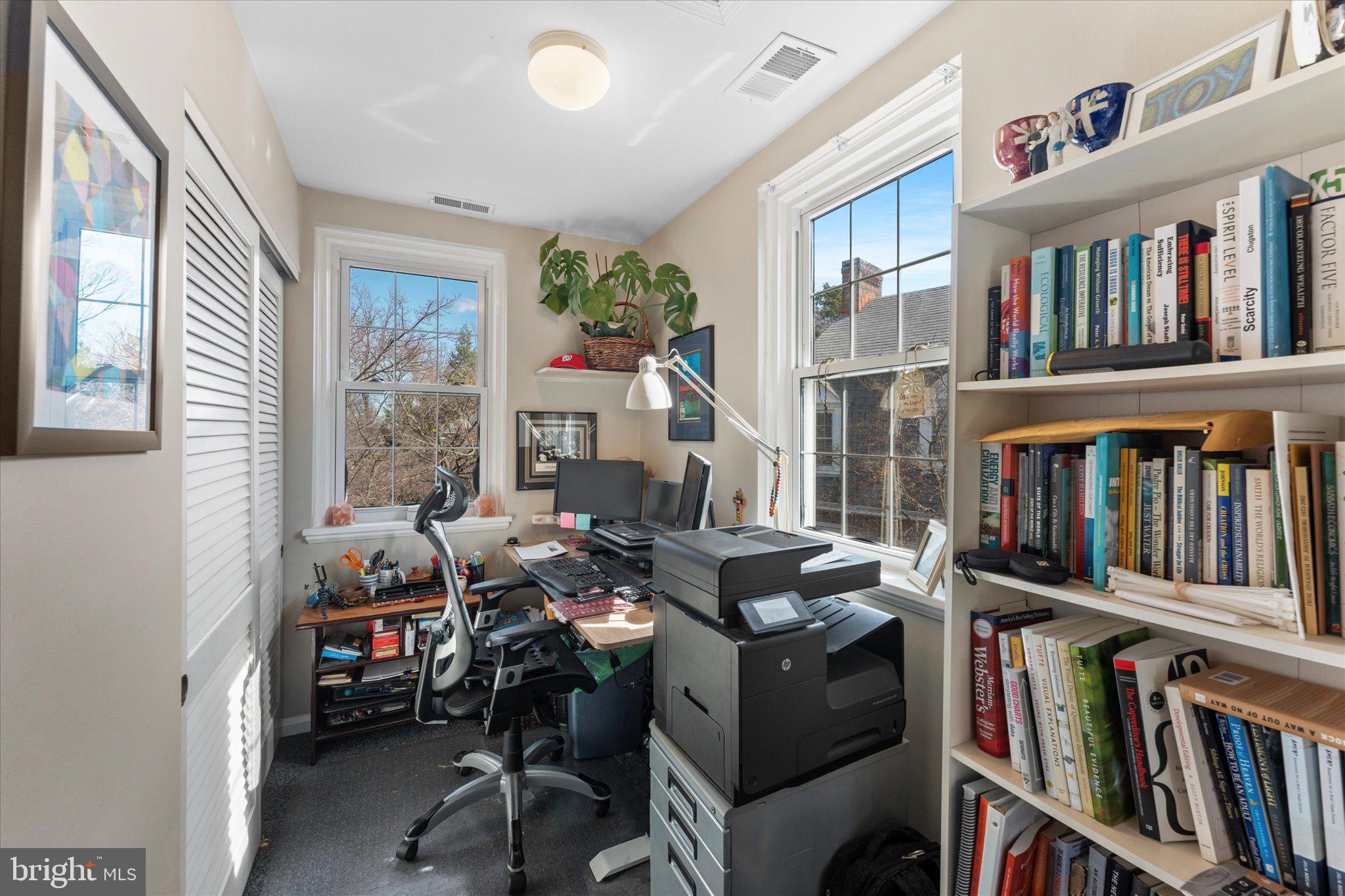 FAIRLINGTON - Residential