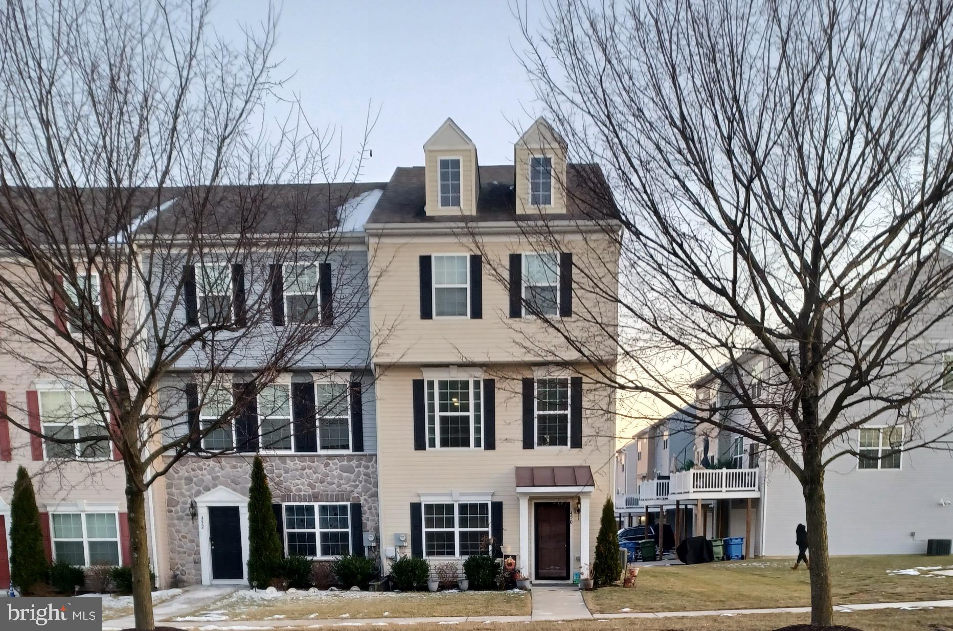 CHARLESTOWN CROSSING - Residential