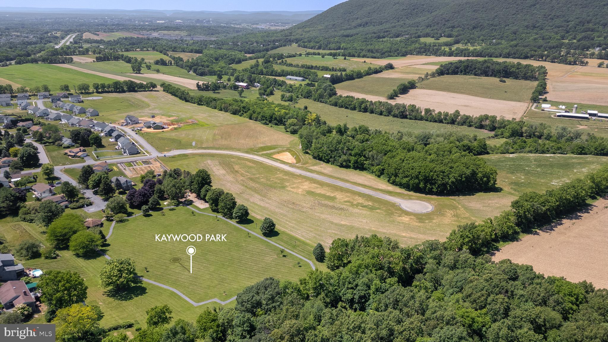 KAYWOOD NORTH ESTATES - Land