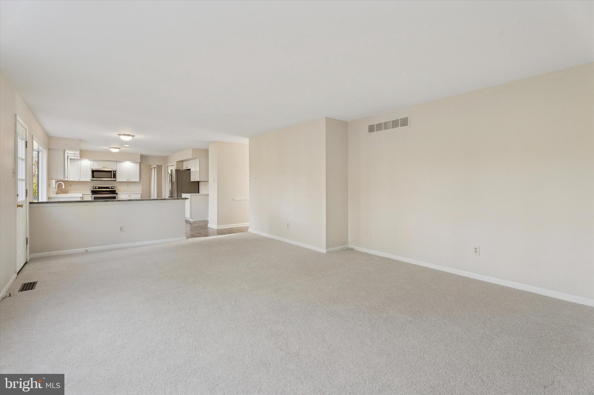 GWYNEDD KNOLL - Residential