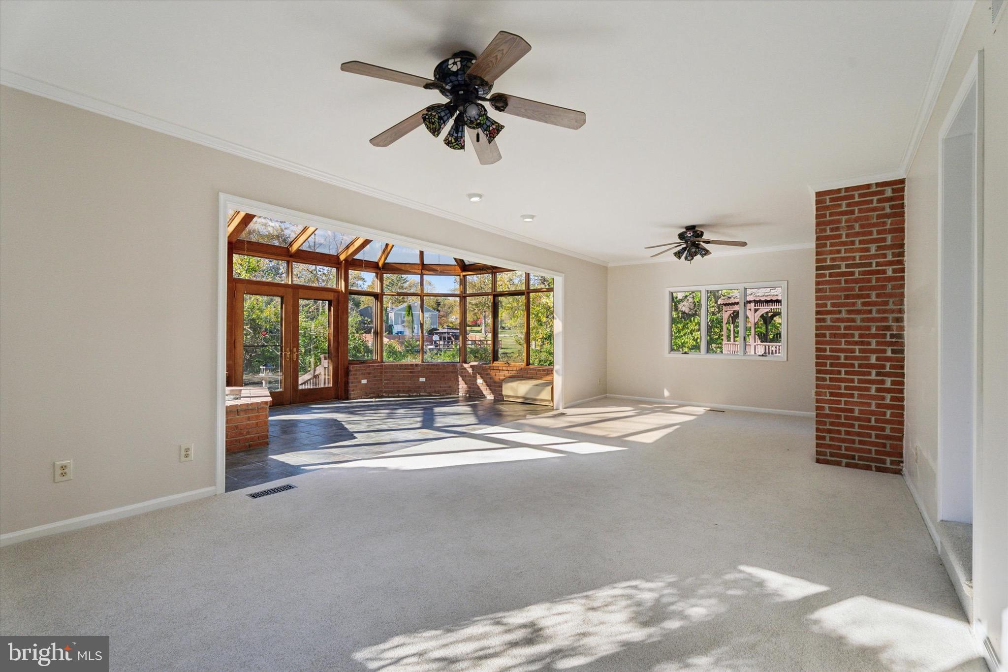 GWYNEDD KNOLL - Residential